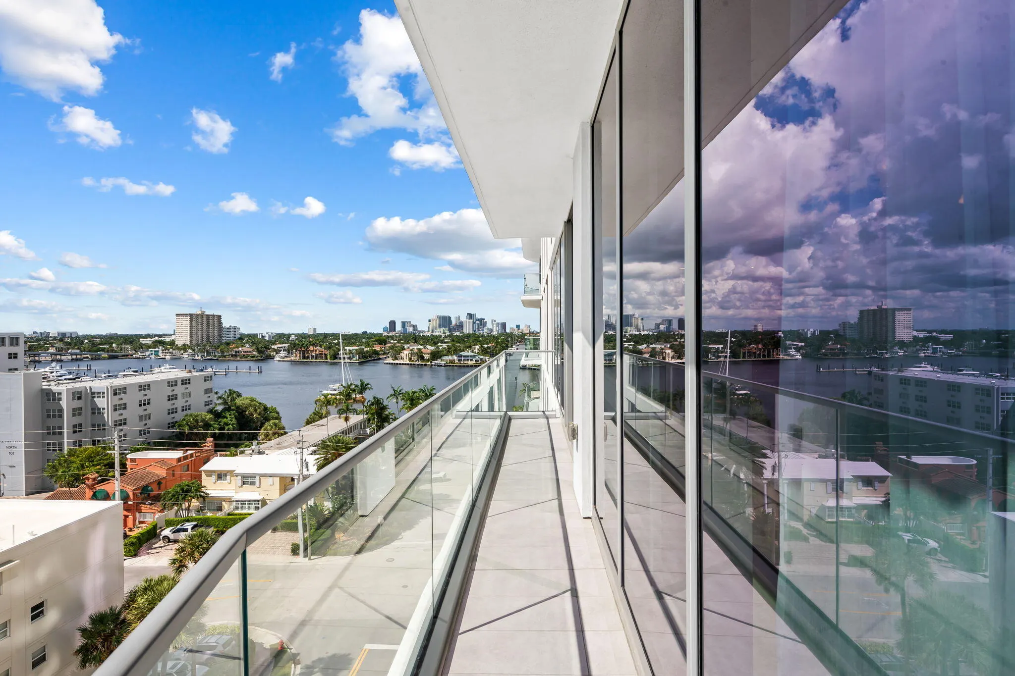 153 N Seabreeze Blvd #602