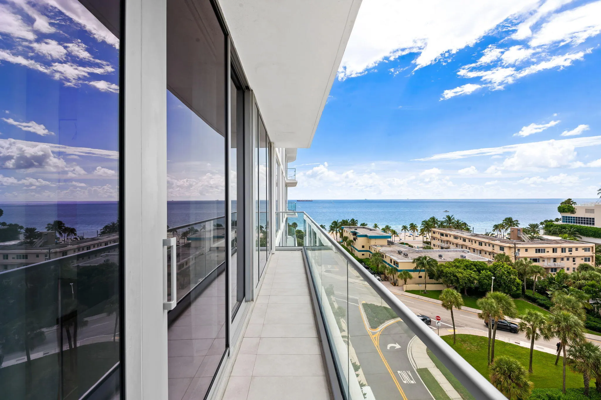 153 N Seabreeze Blvd #602