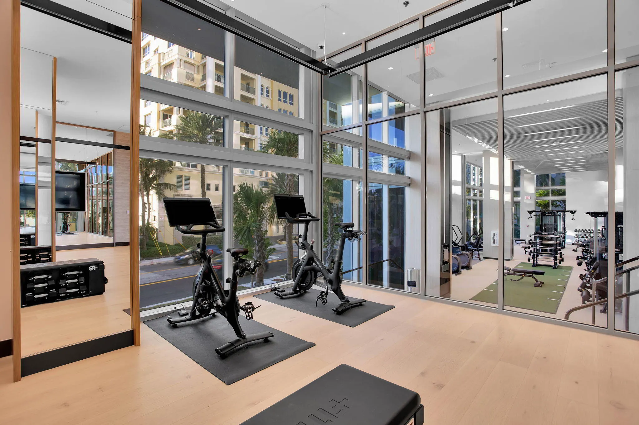 153 N Seabreeze Blvd #602