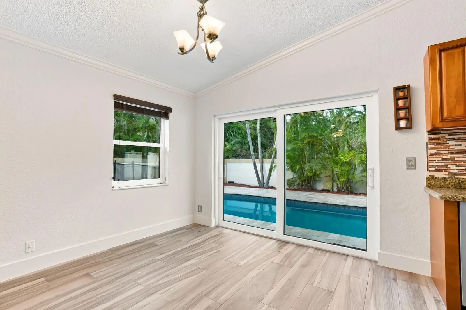 4387 NW 1ST Drive