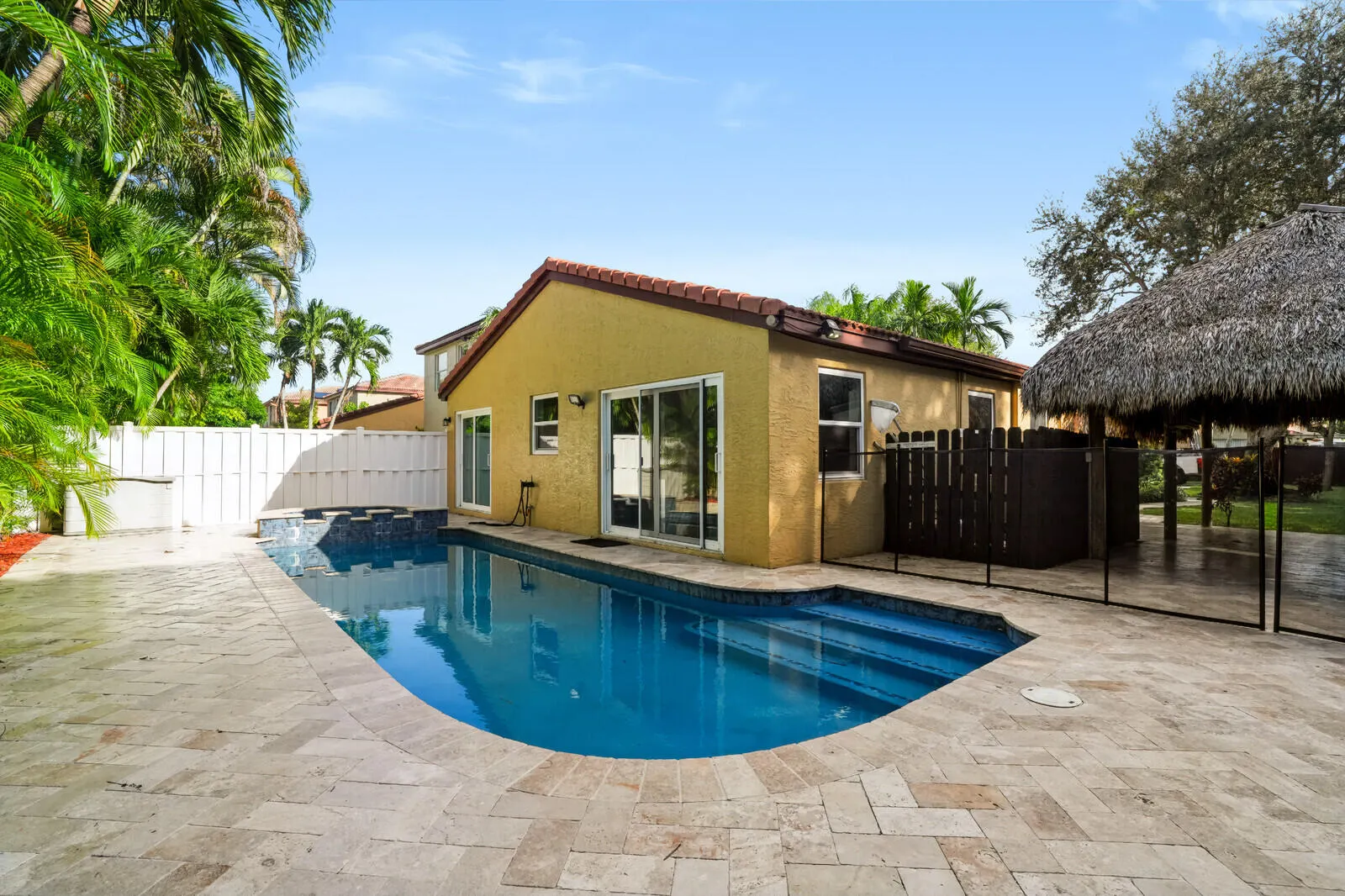 4387 NW 1ST Drive