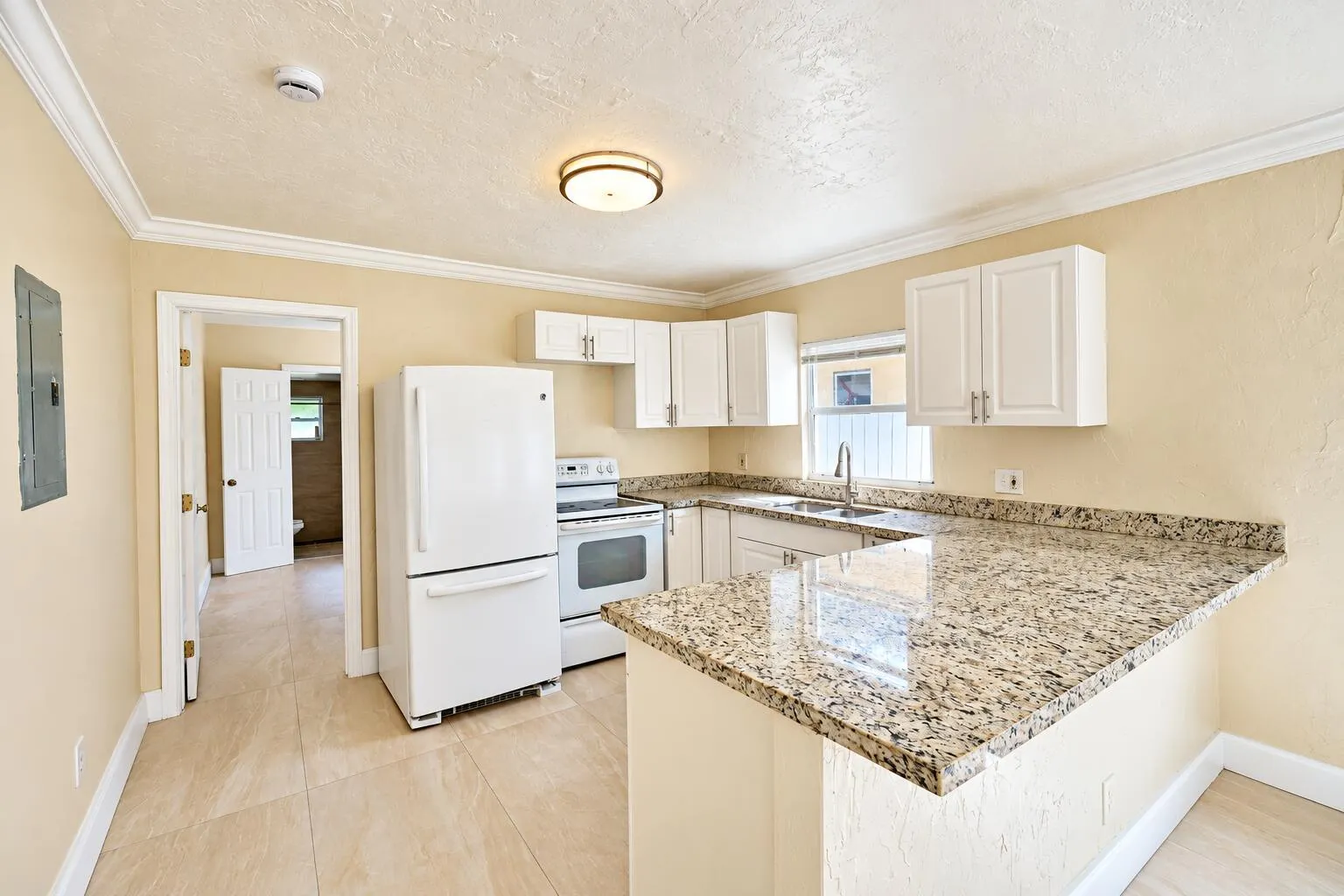 338 SW 1st Terrace #4