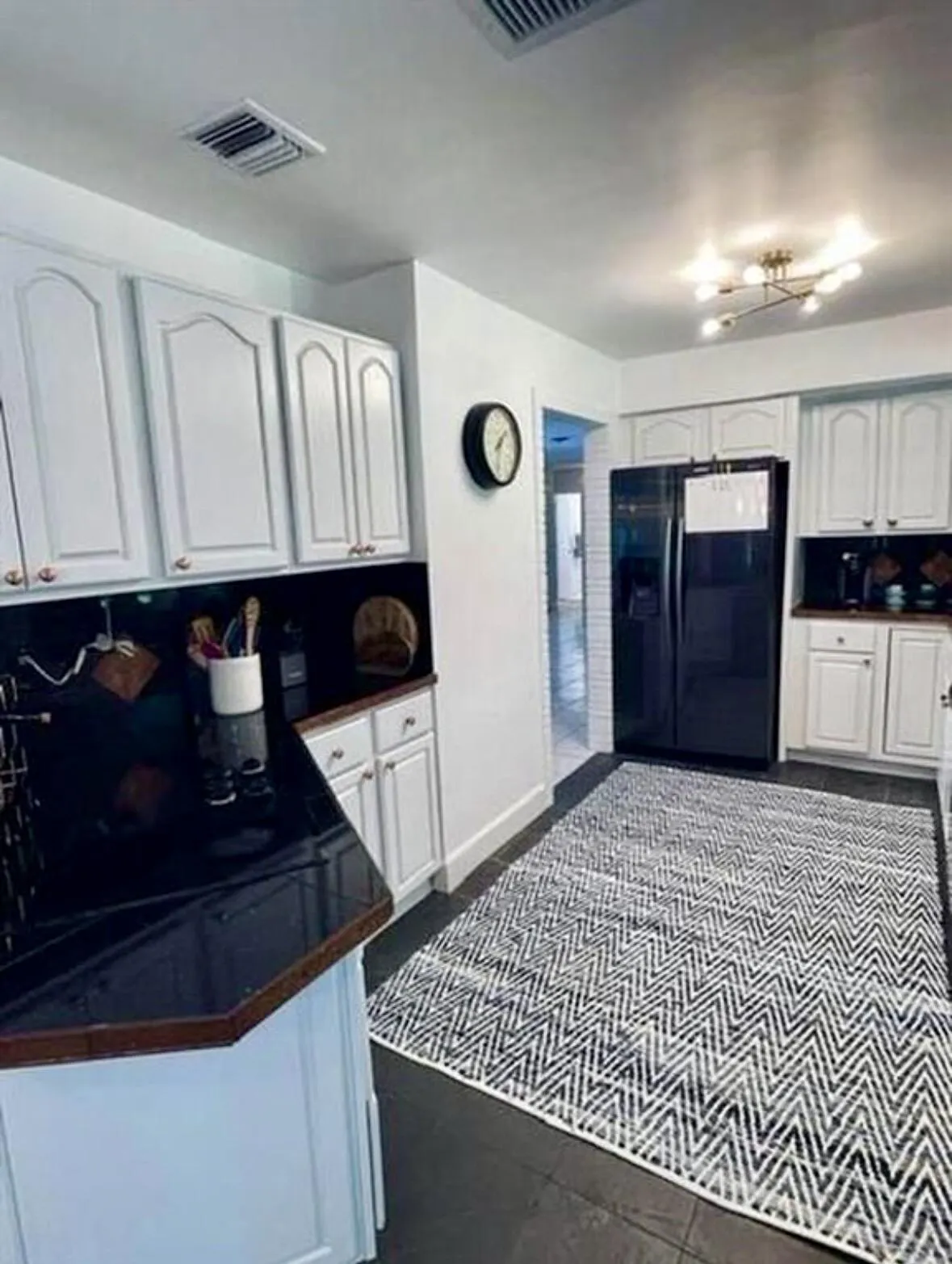 301 SW 8TH Terrace