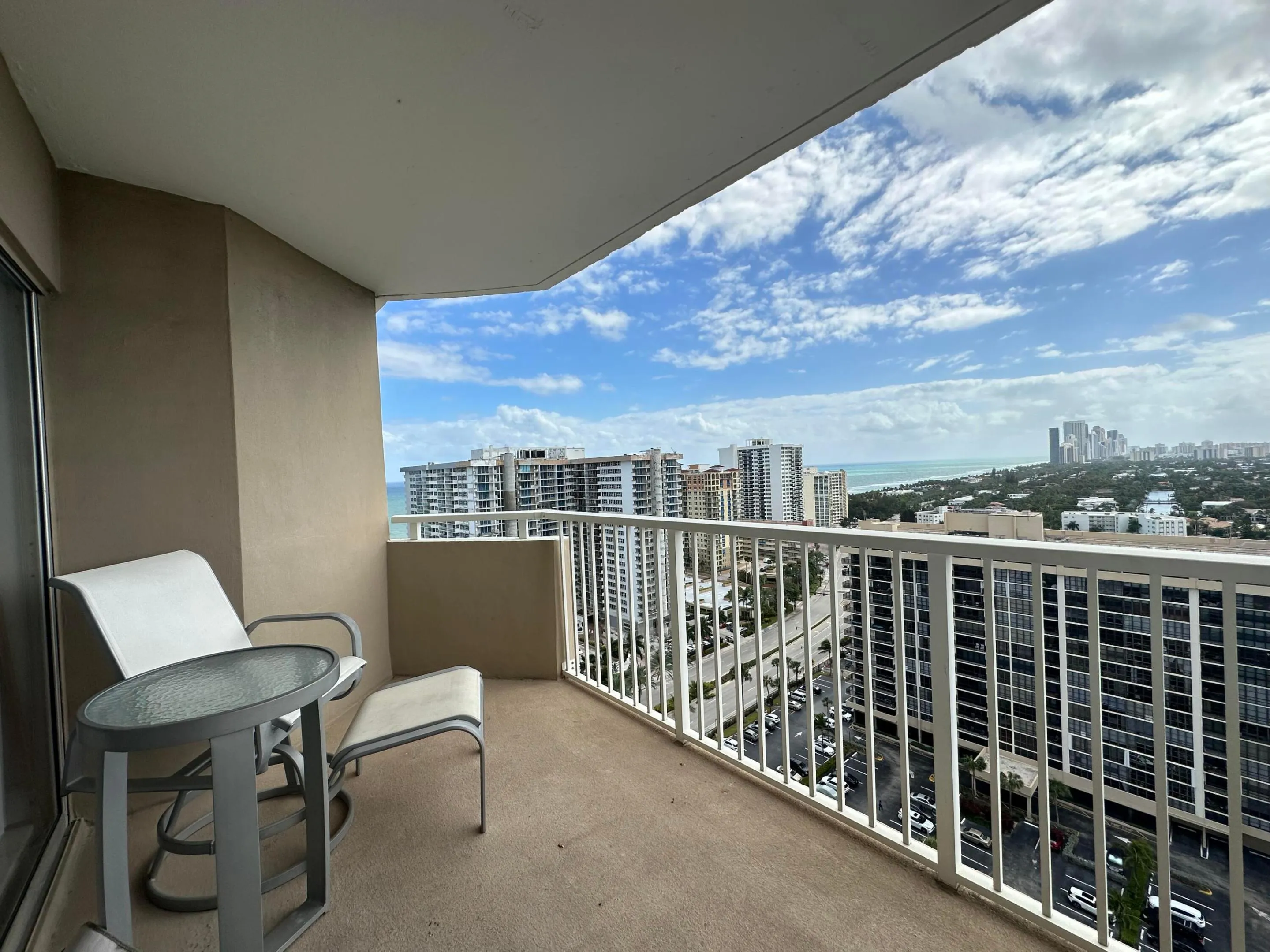 1985 S Ocean Drive #21A