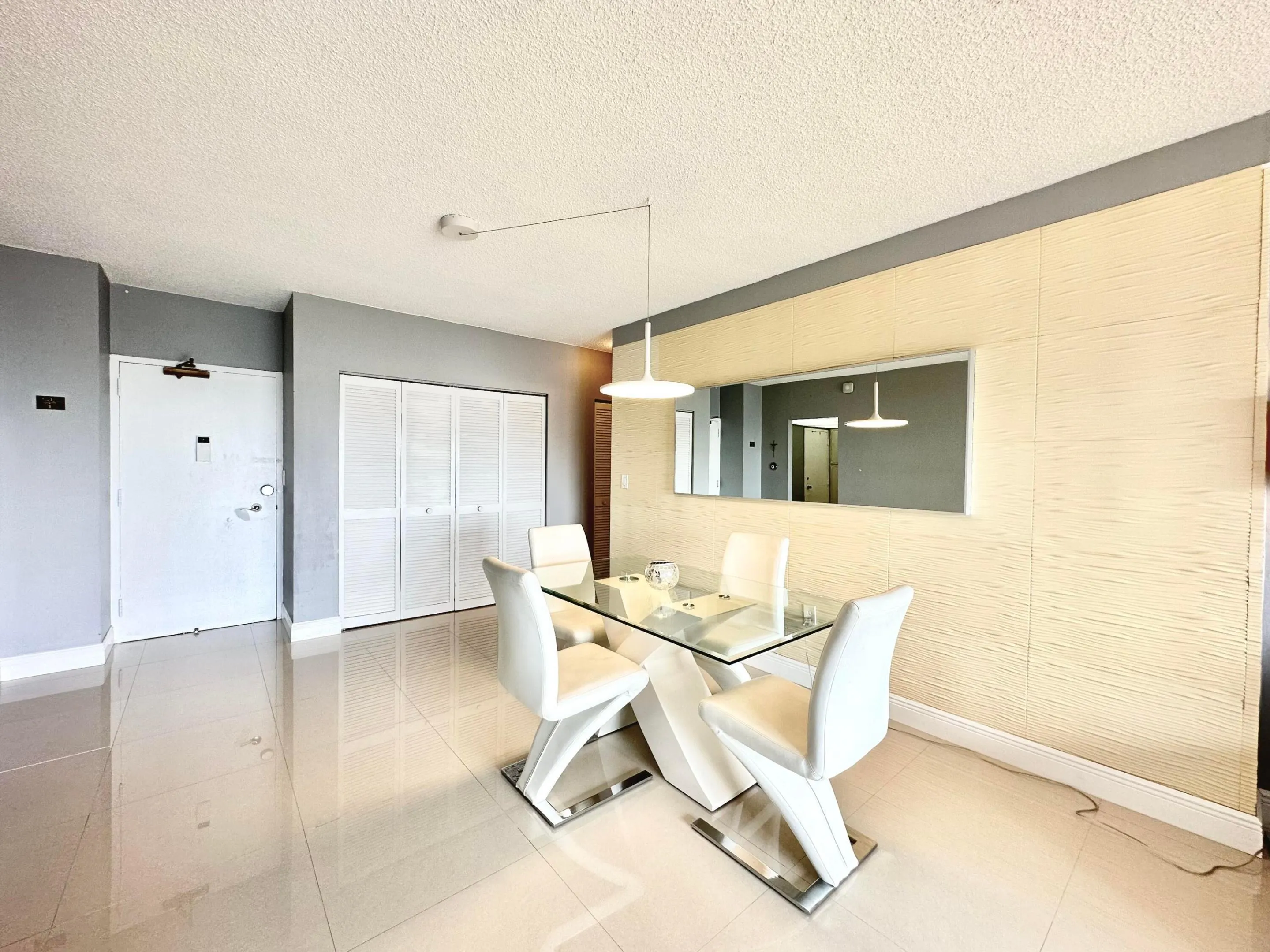 1985 S Ocean Drive #21A