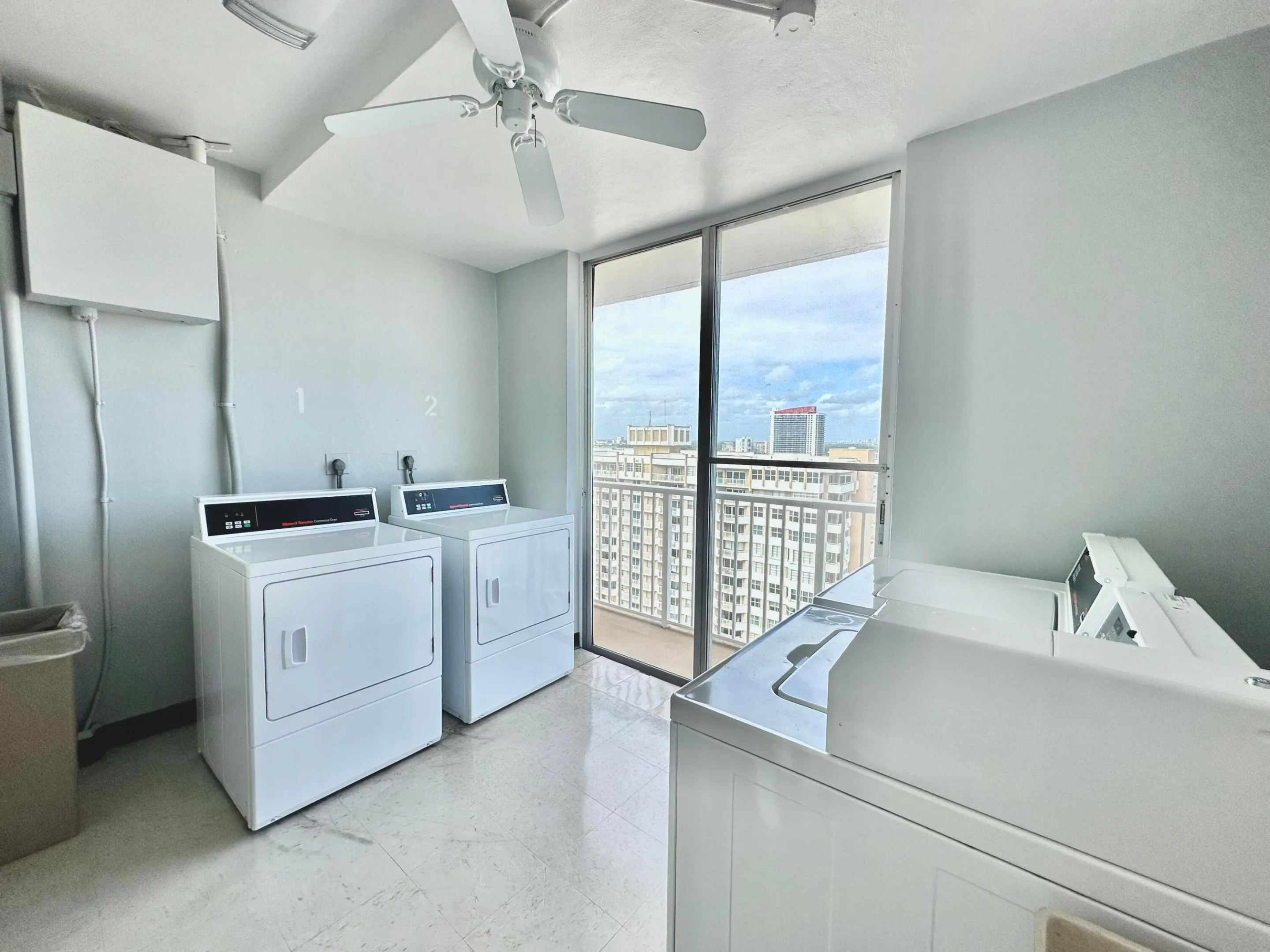 1985 S Ocean Drive #21A