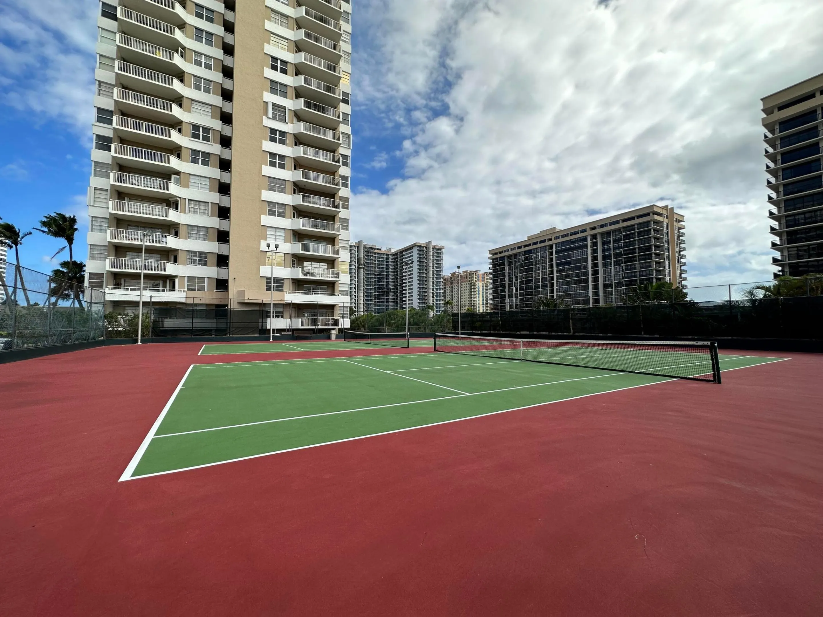 1985 S Ocean Drive #21A