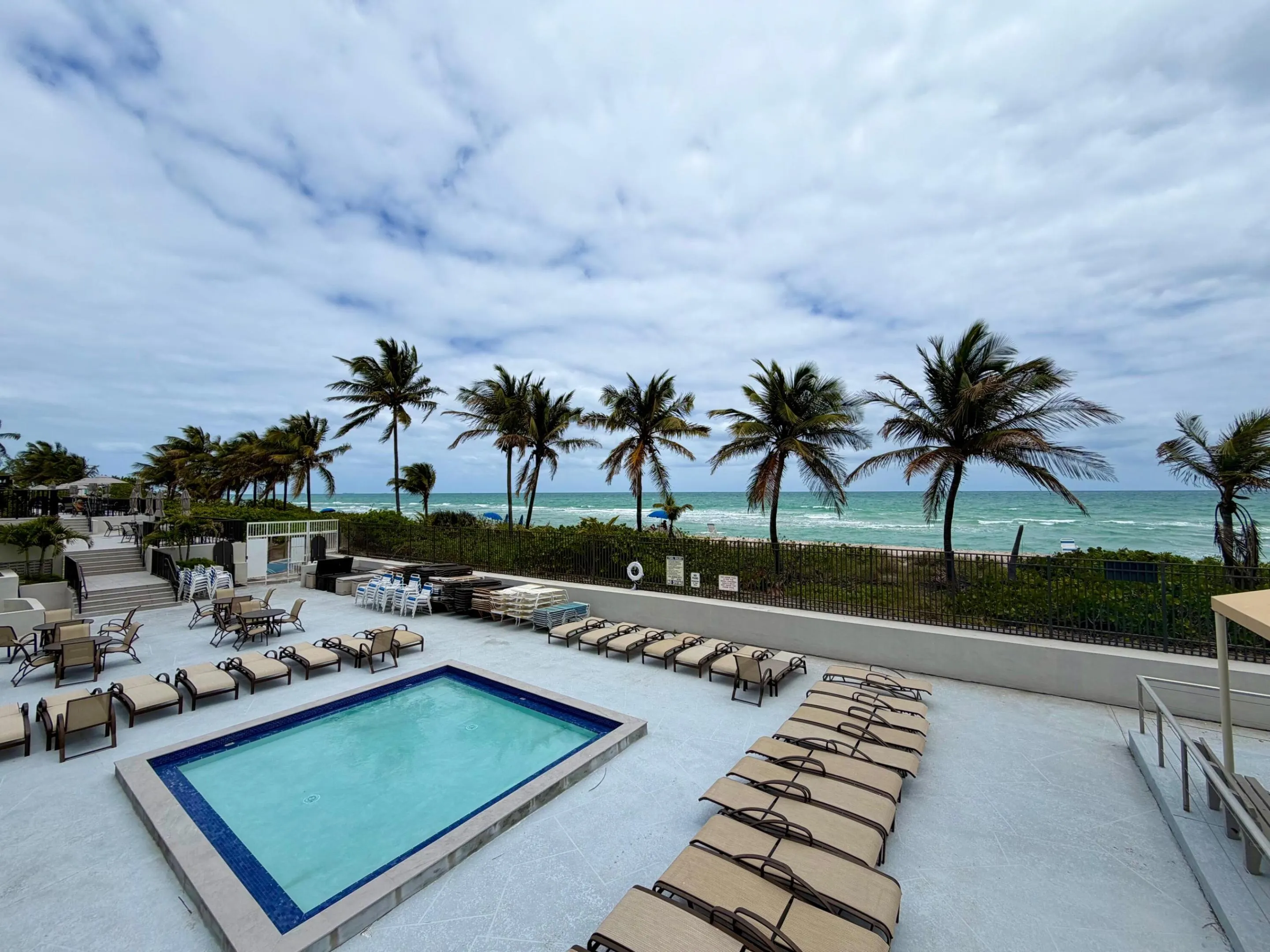 1985 S Ocean Drive #21A