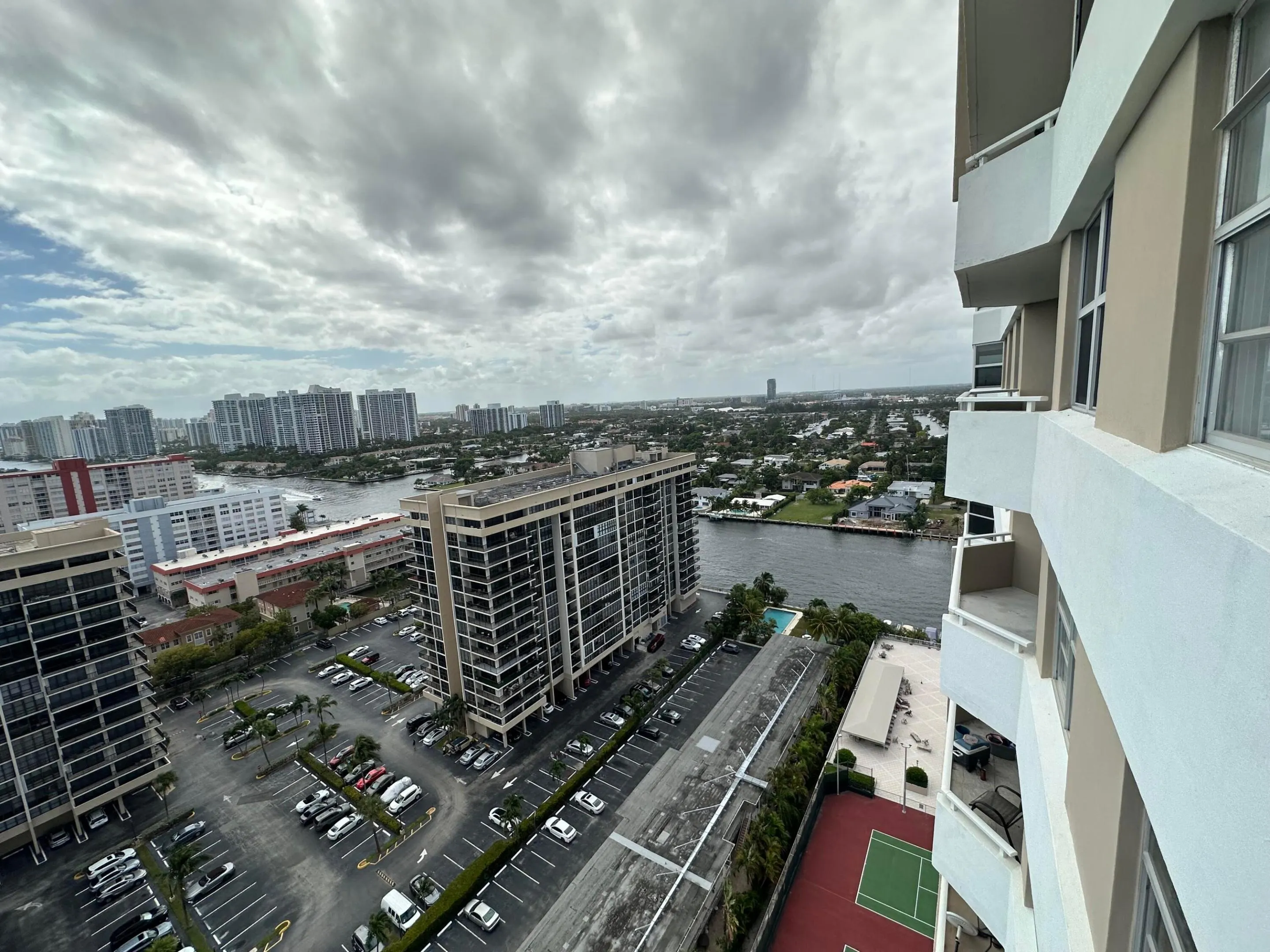 1985 S Ocean Drive #21A