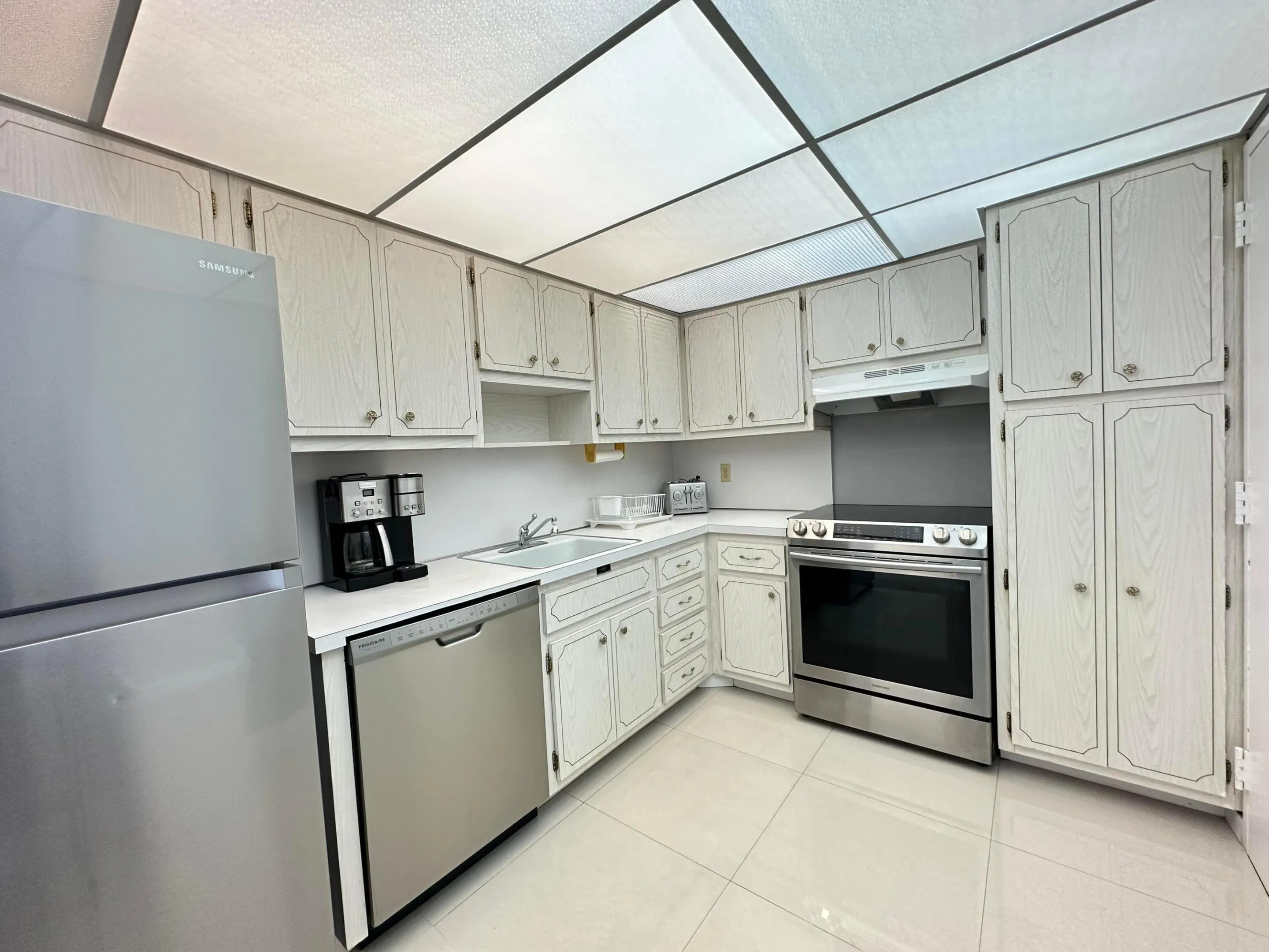 1985 S Ocean Drive #21A