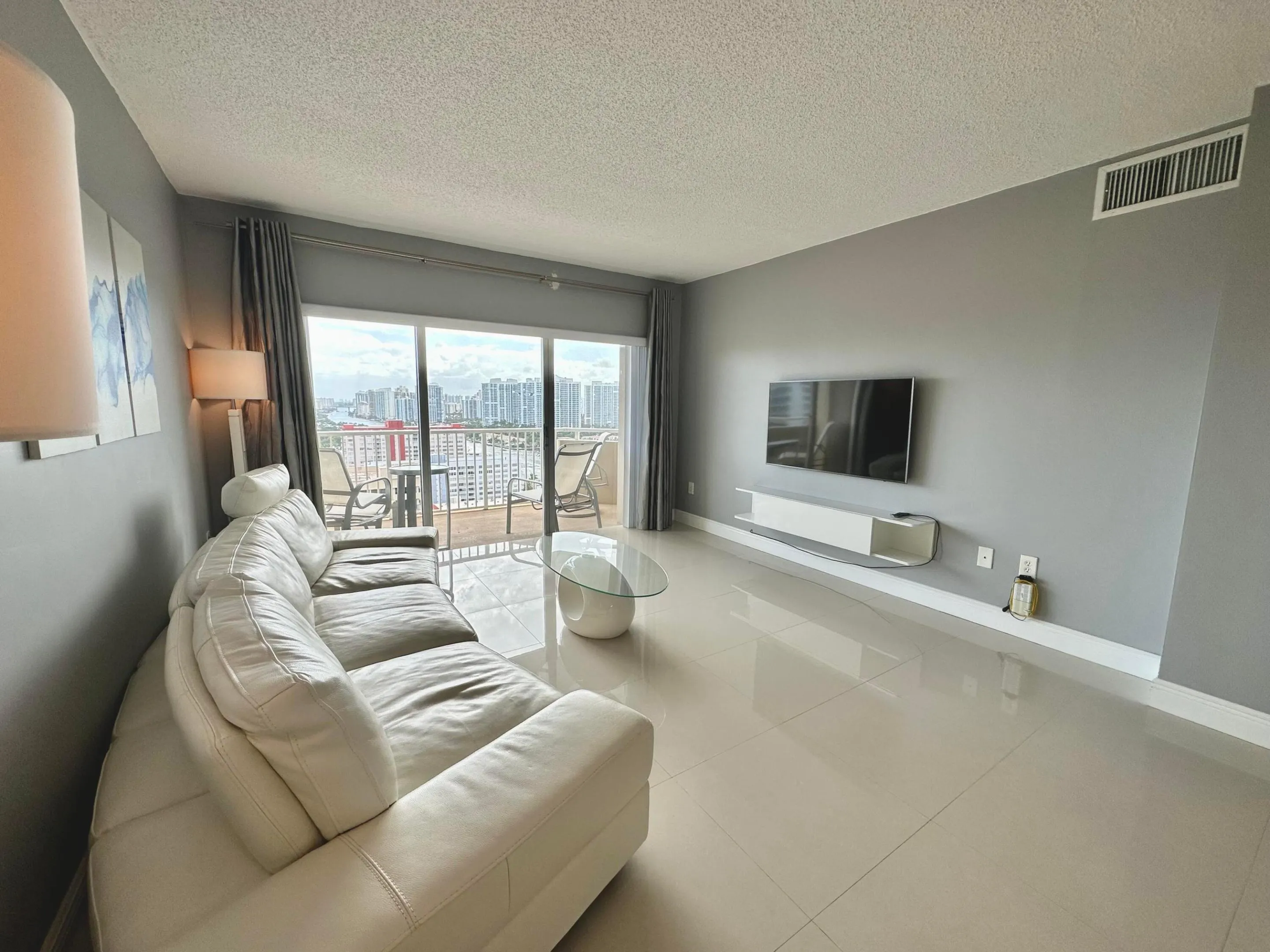 1985 S Ocean Drive #21A