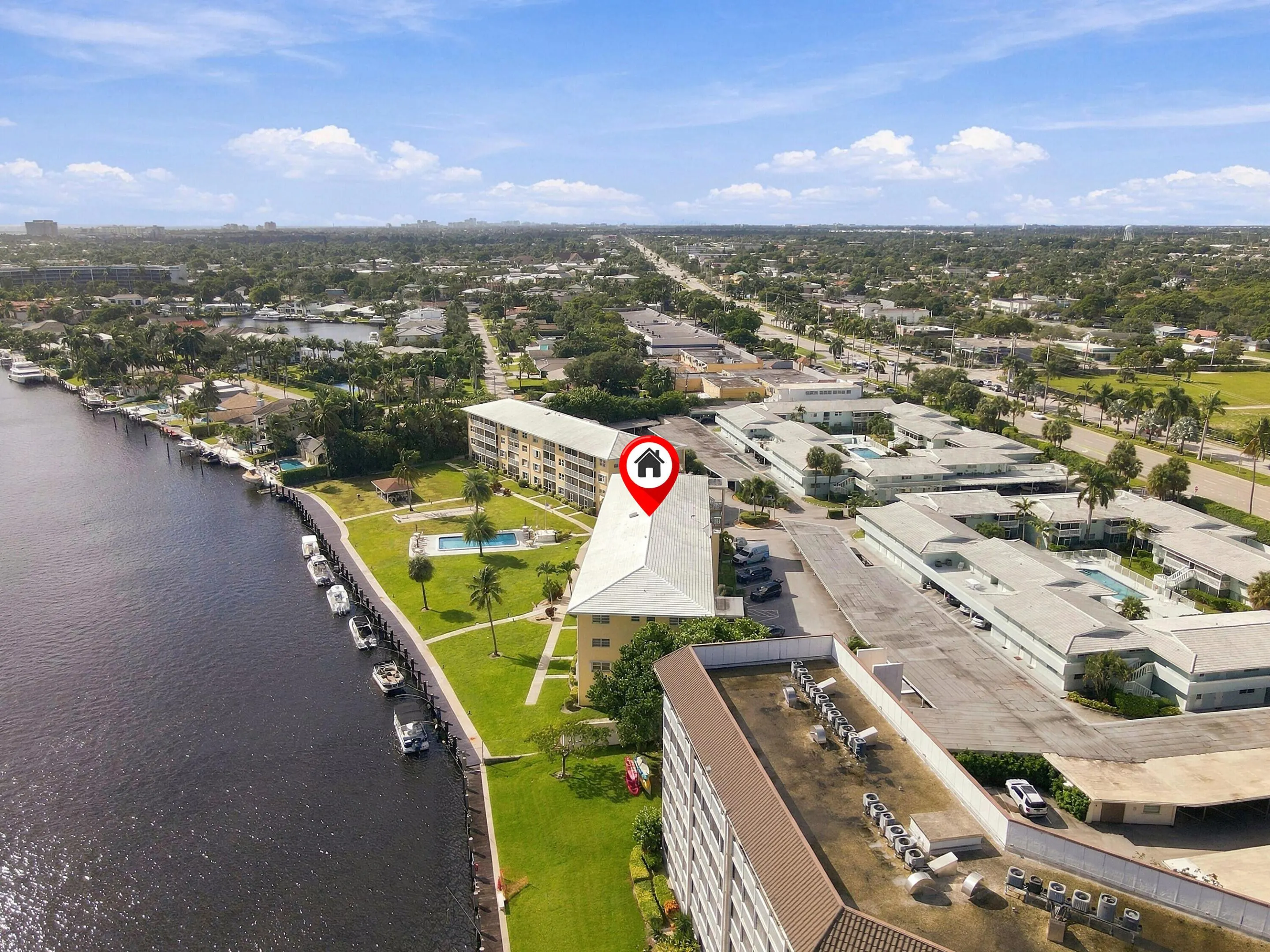 330 N FEDERAL Highway #108