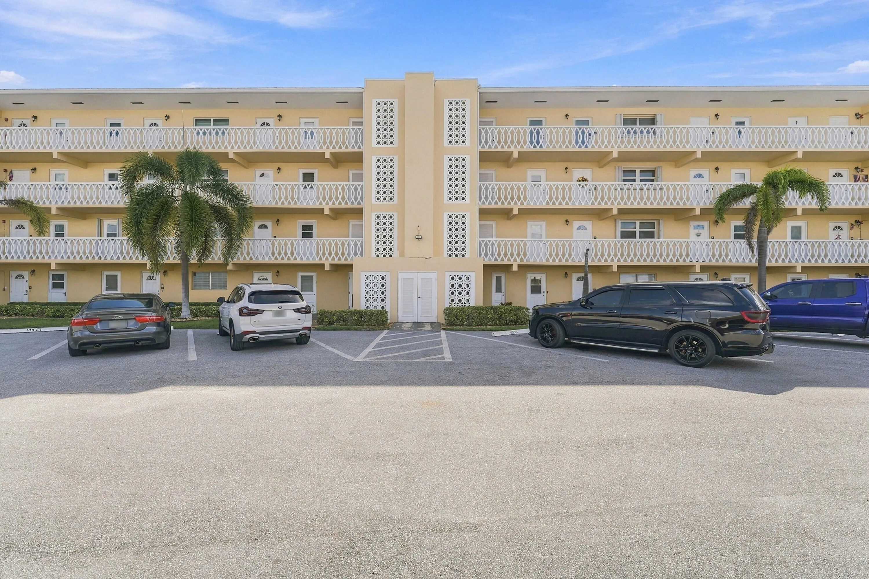 330 N FEDERAL Highway #108