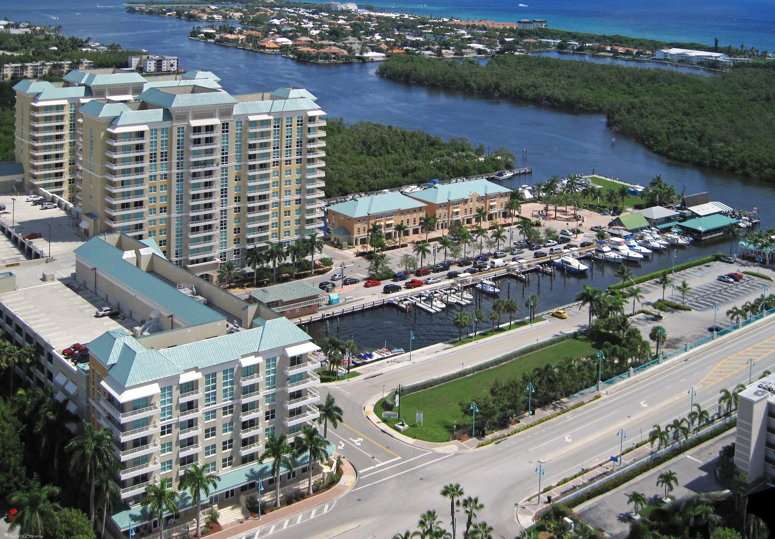 625 Casa Loma Boulevard #303
