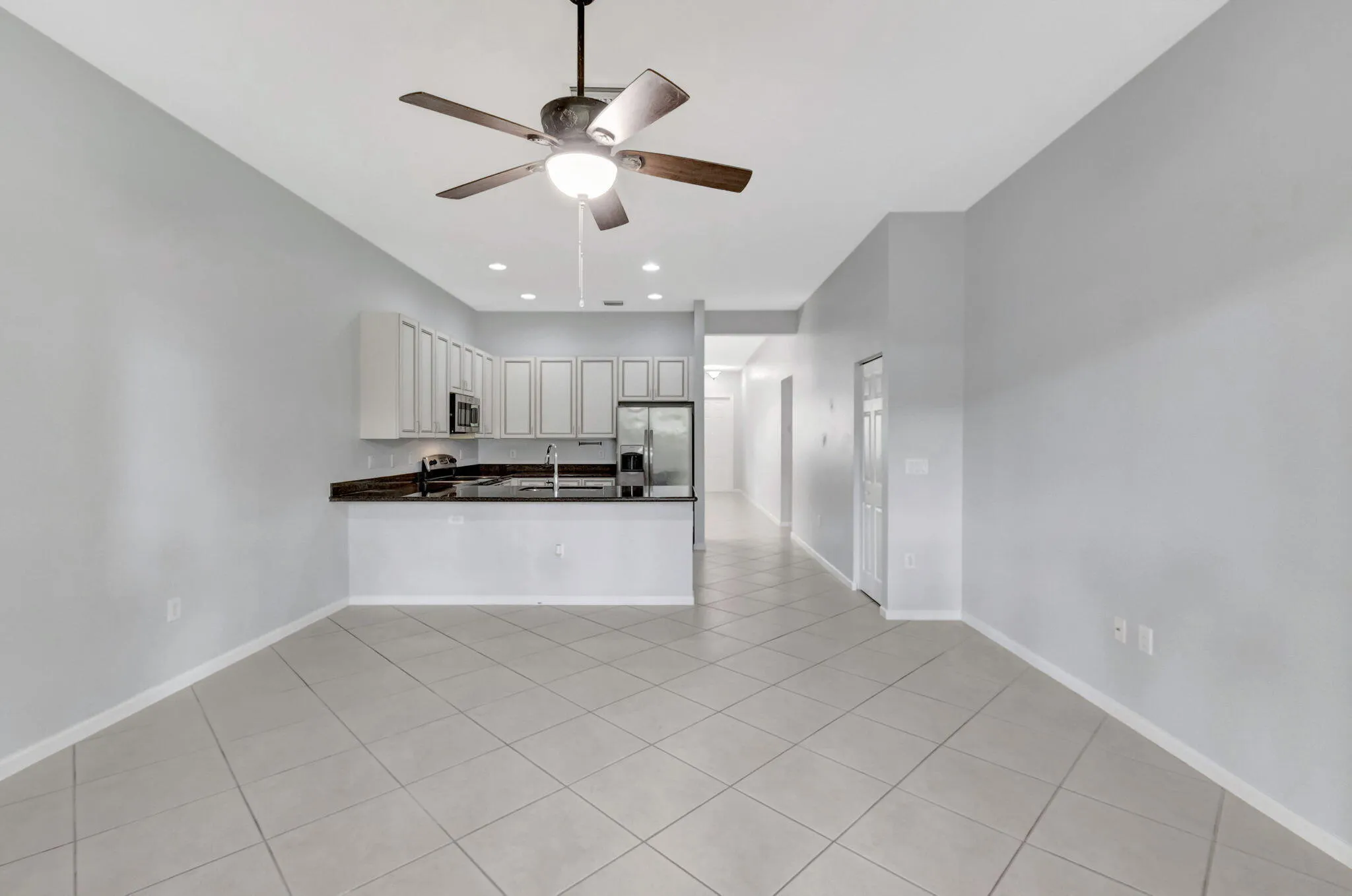 10947 BITTERNUT HICKORY Lane