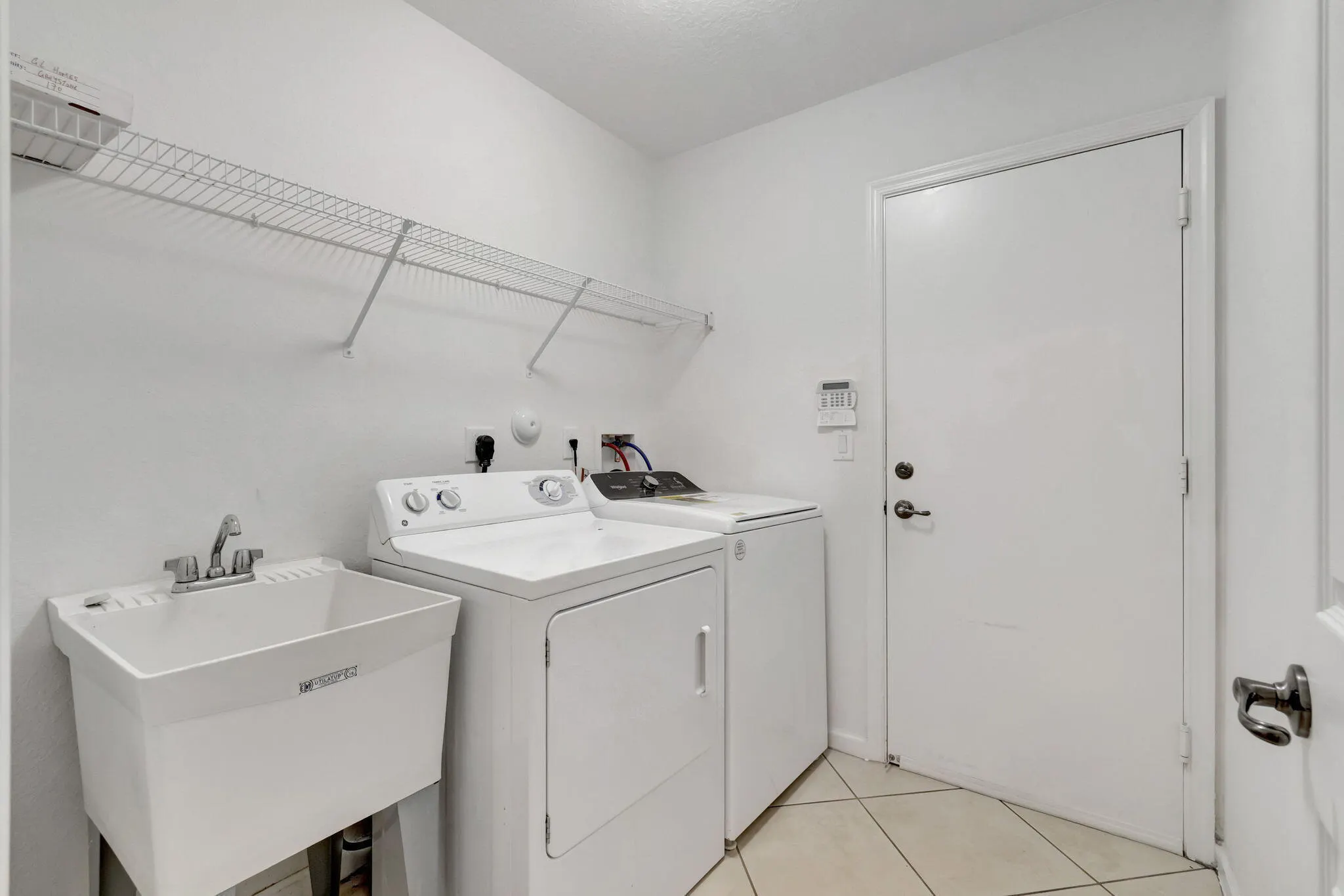 10947 BITTERNUT HICKORY Lane