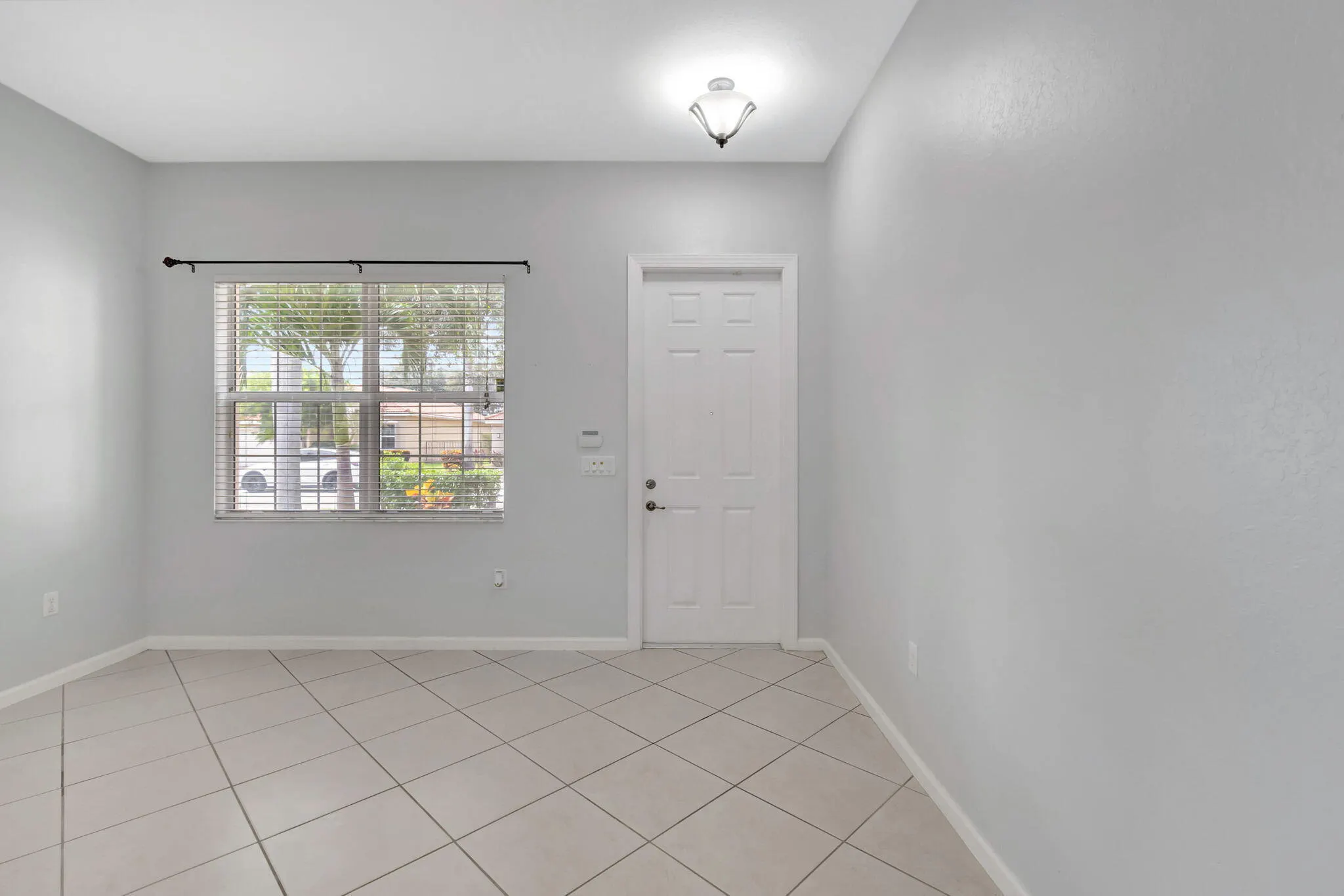 10947 BITTERNUT HICKORY Lane