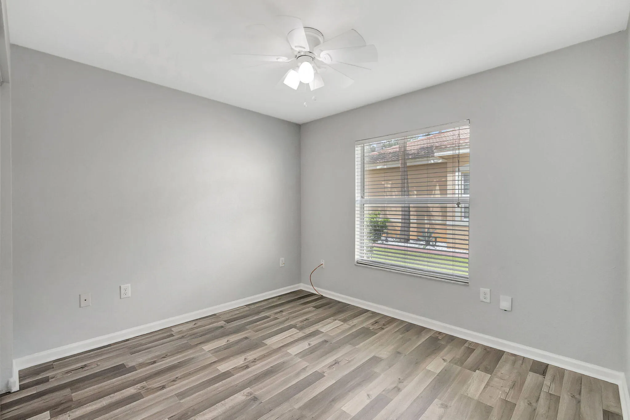 10947 BITTERNUT HICKORY Lane