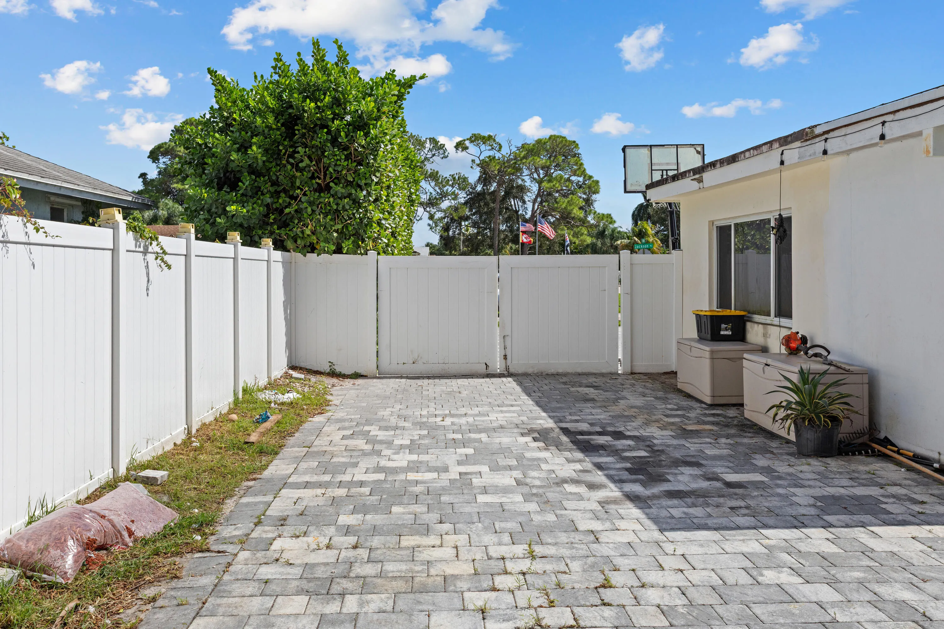 15107 JACKSON Road