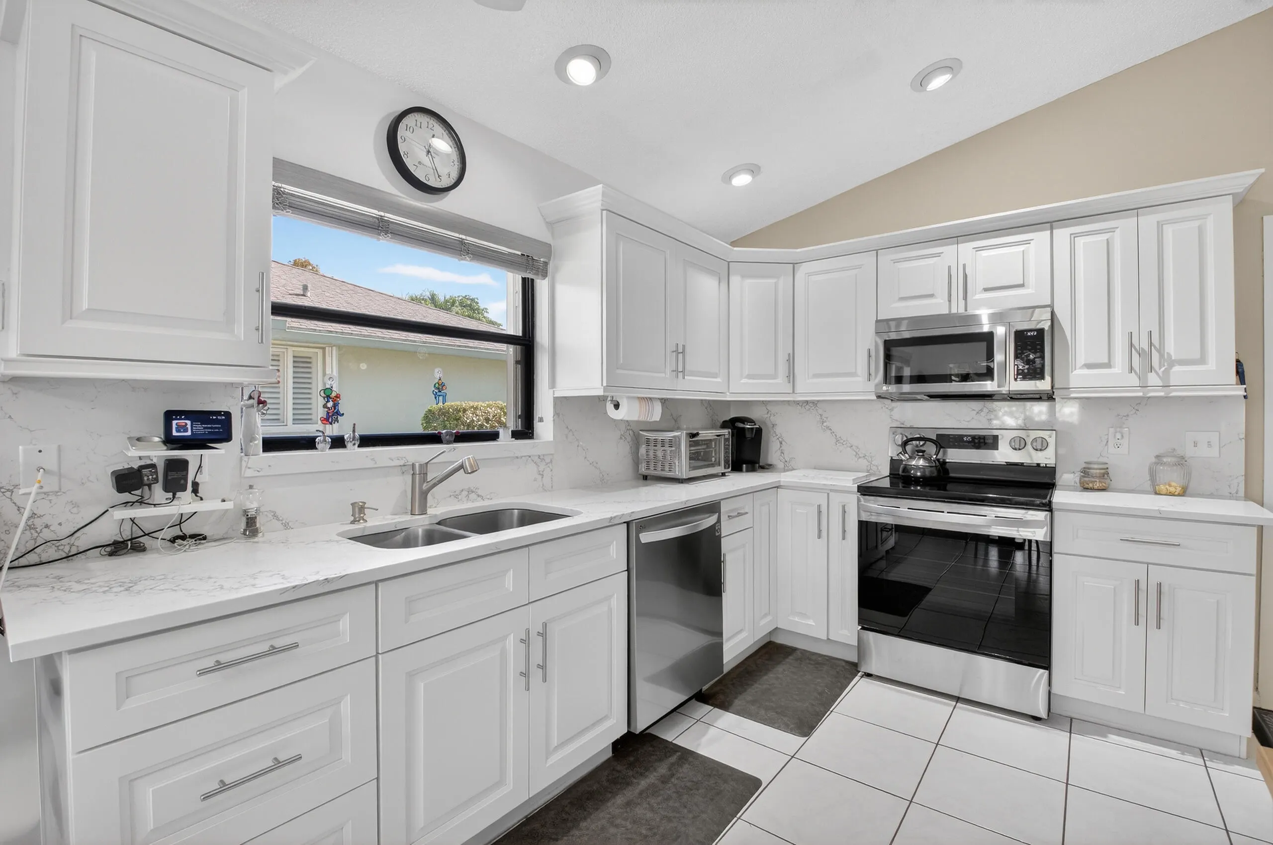 2601 NW 15TH Street