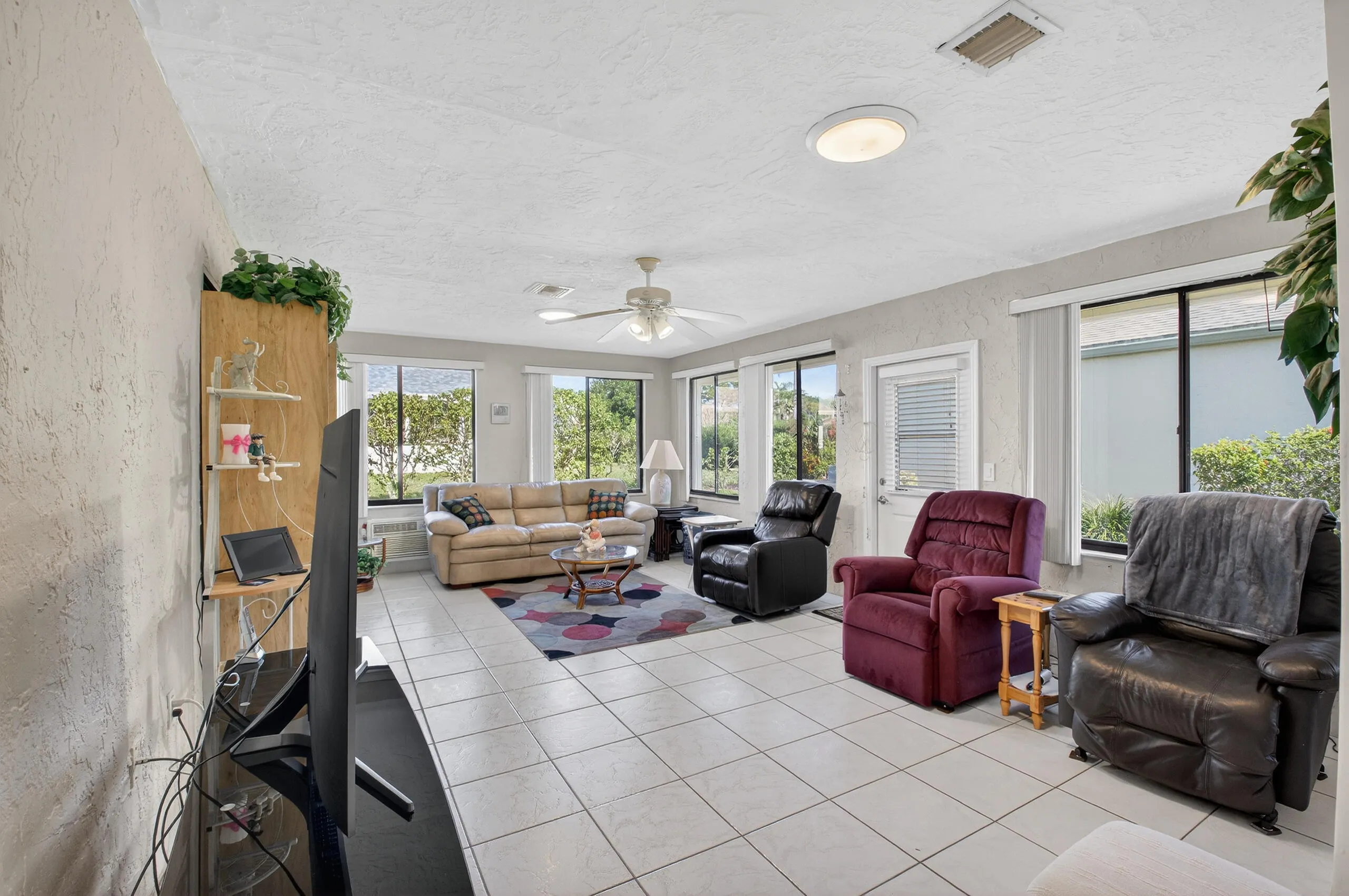 2601 NW 15TH Street