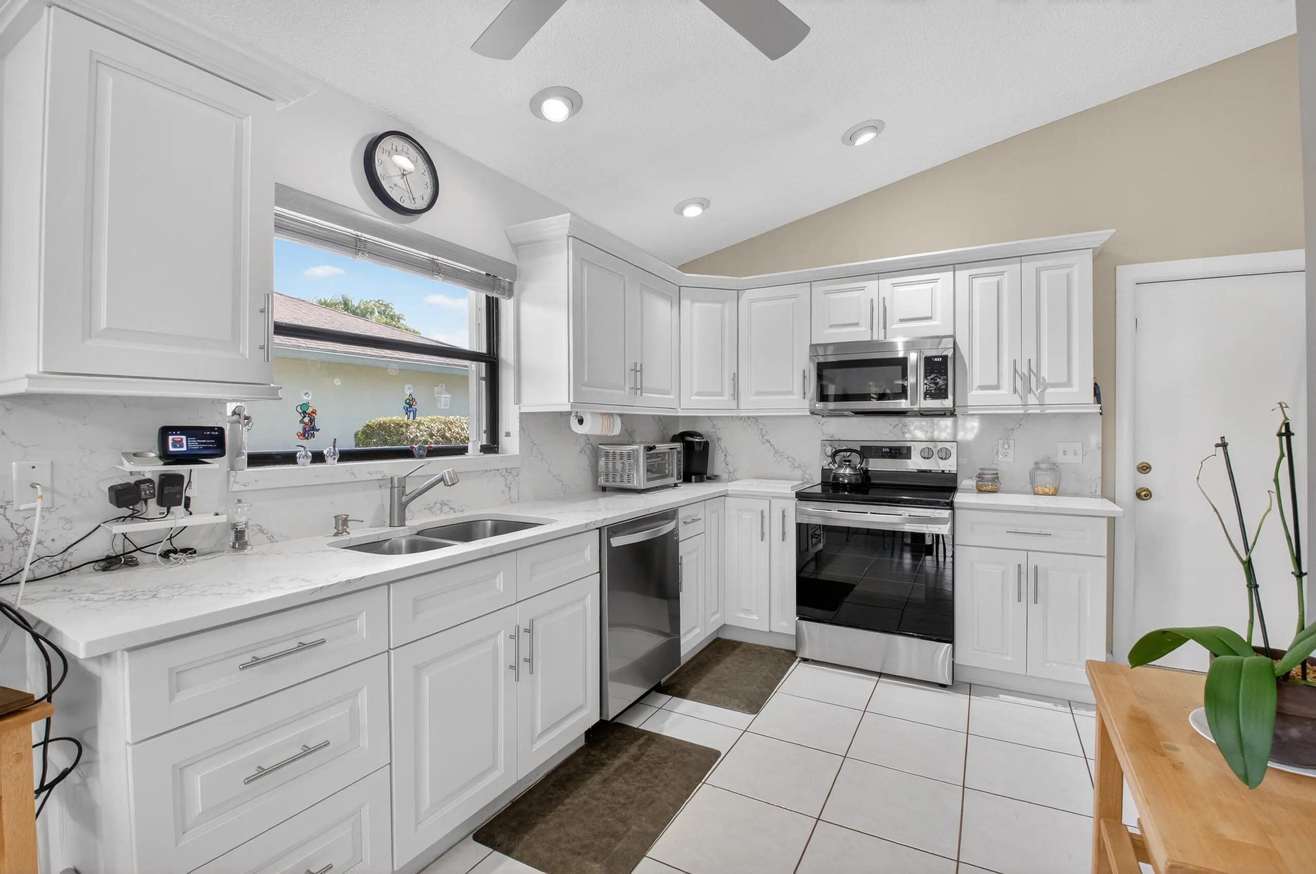 2601 NW 15TH Street