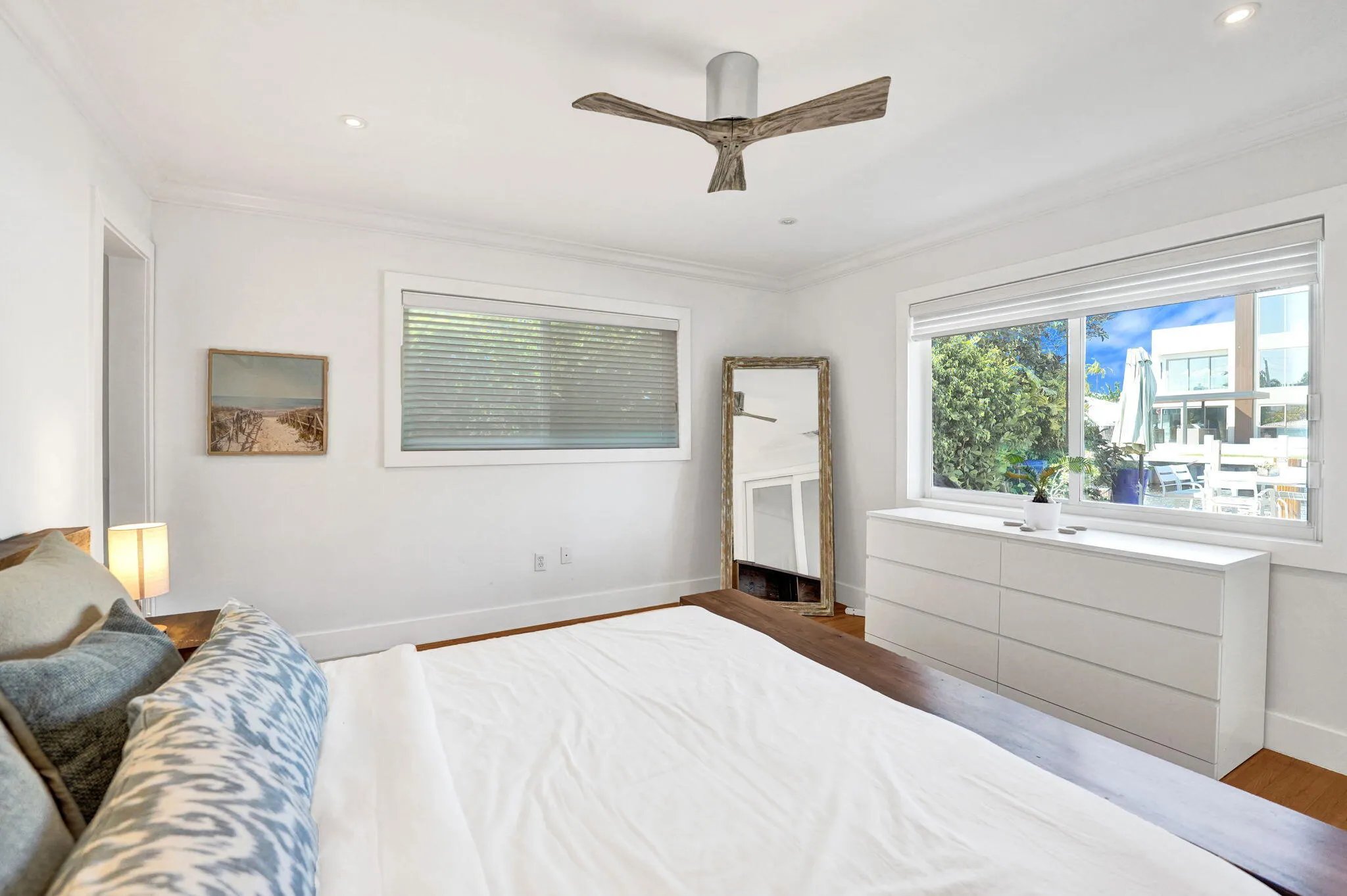 2225 NE 15TH Court