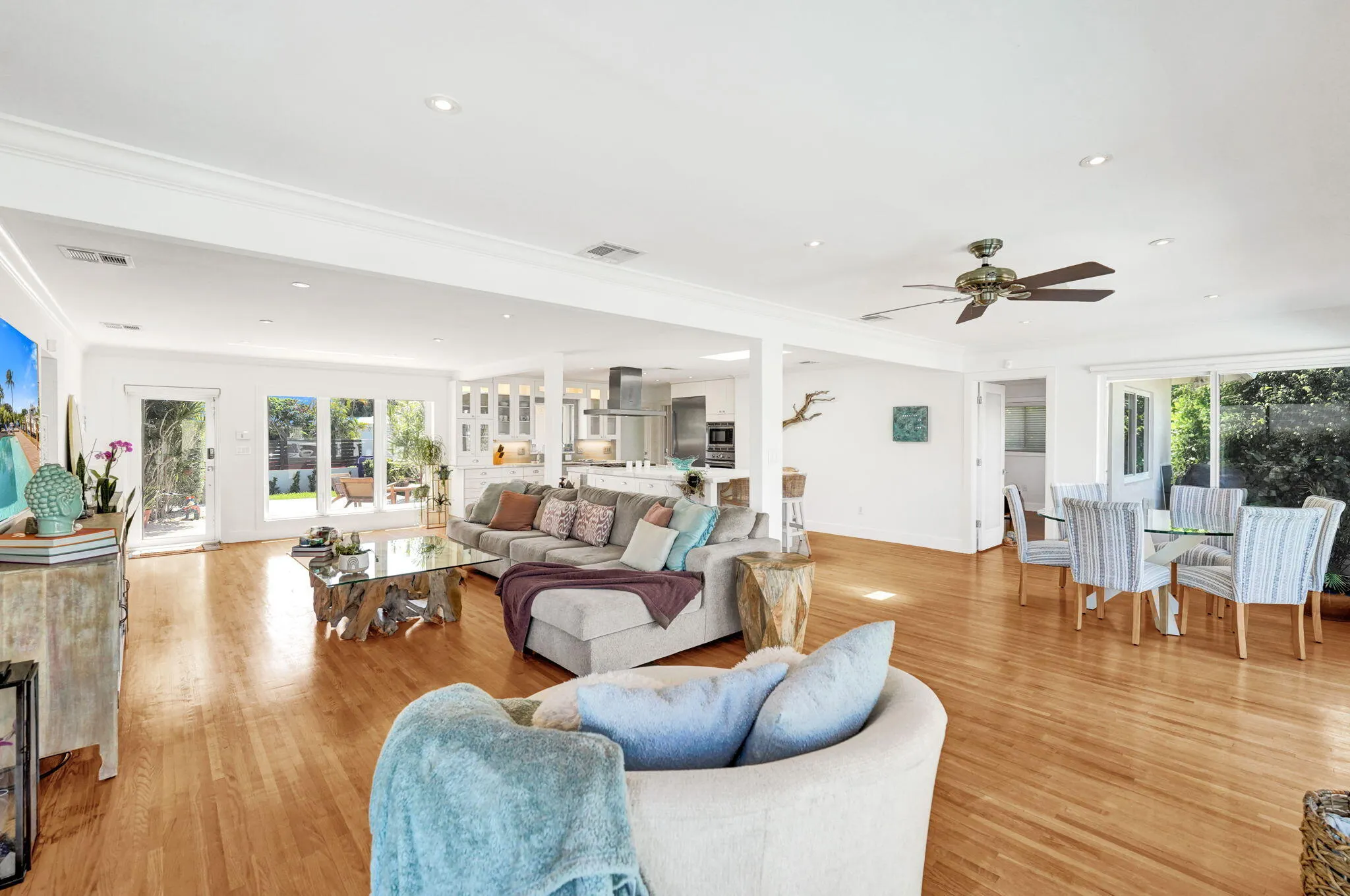 2225 NE 15TH Court