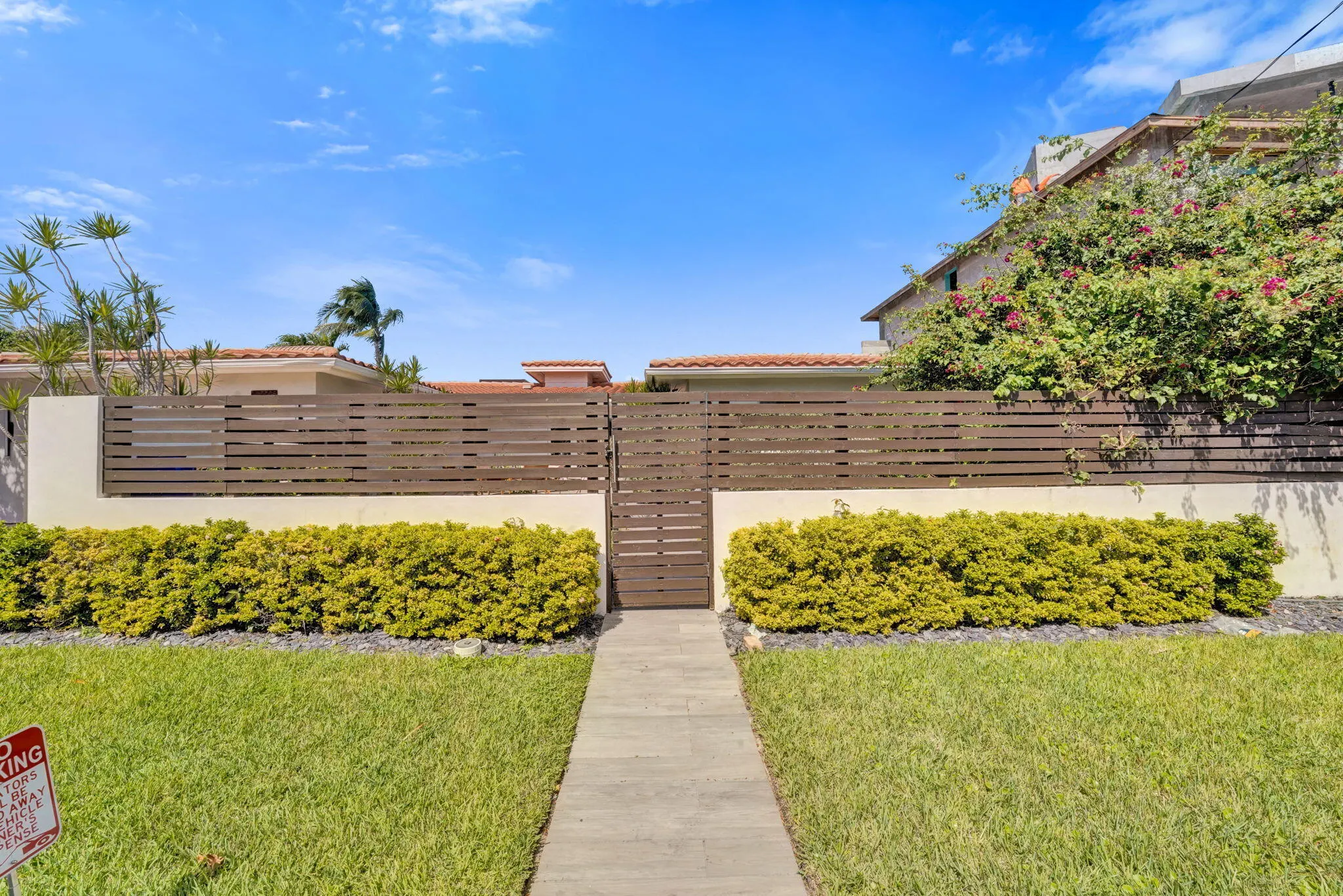 2225 NE 15TH Court