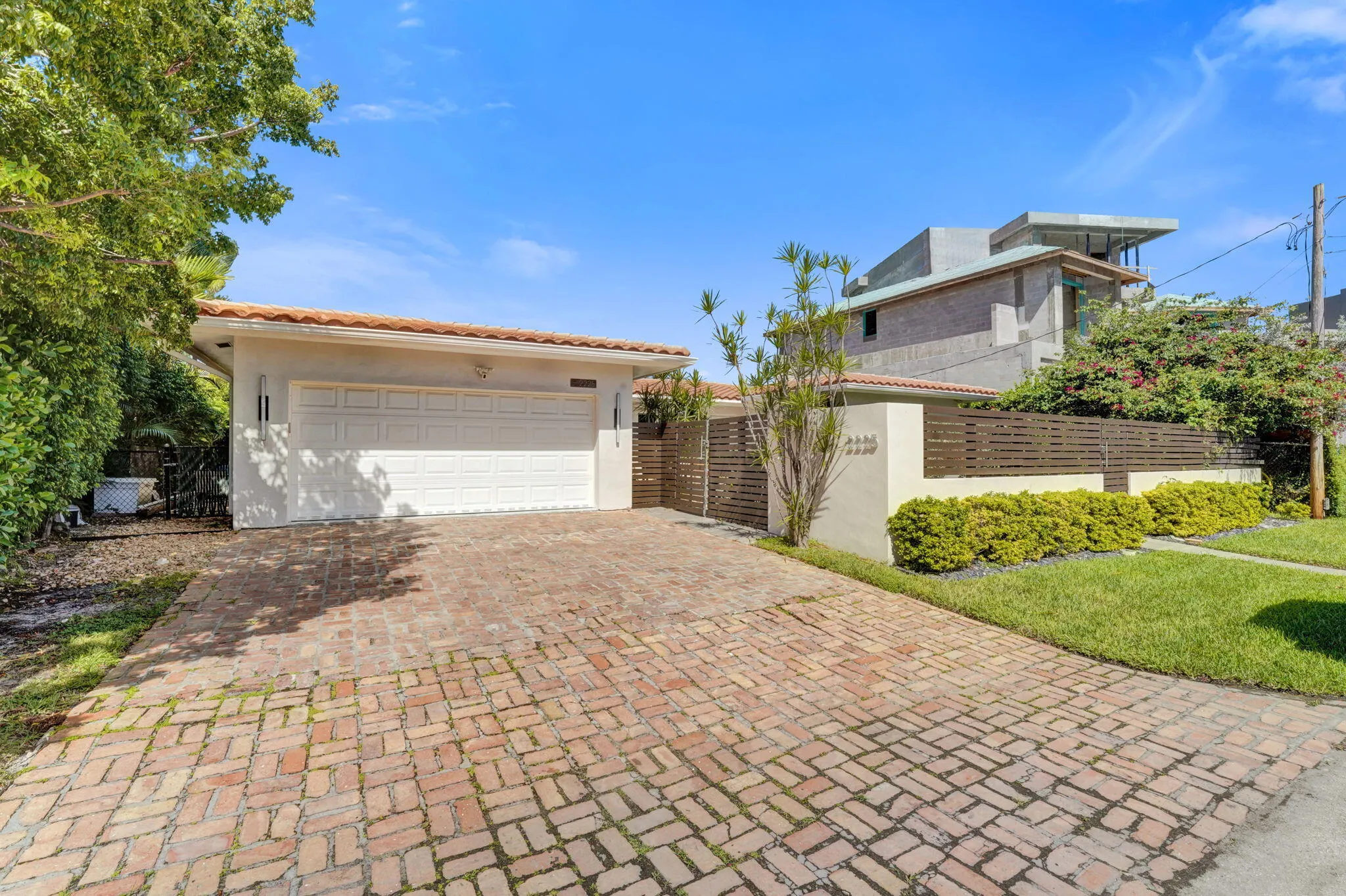 2225 NE 15TH Court