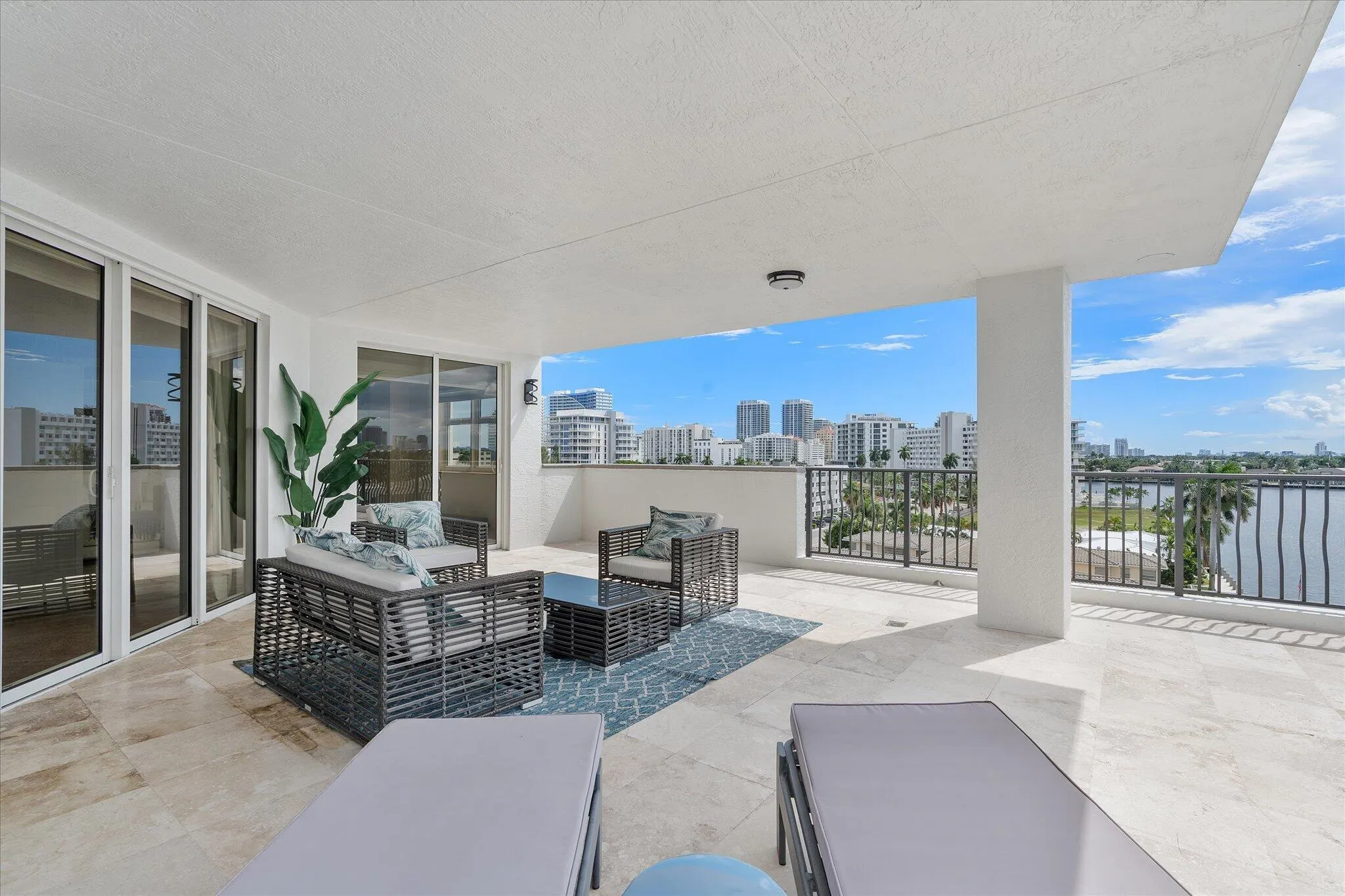 615 BAYSHORE Drive #603