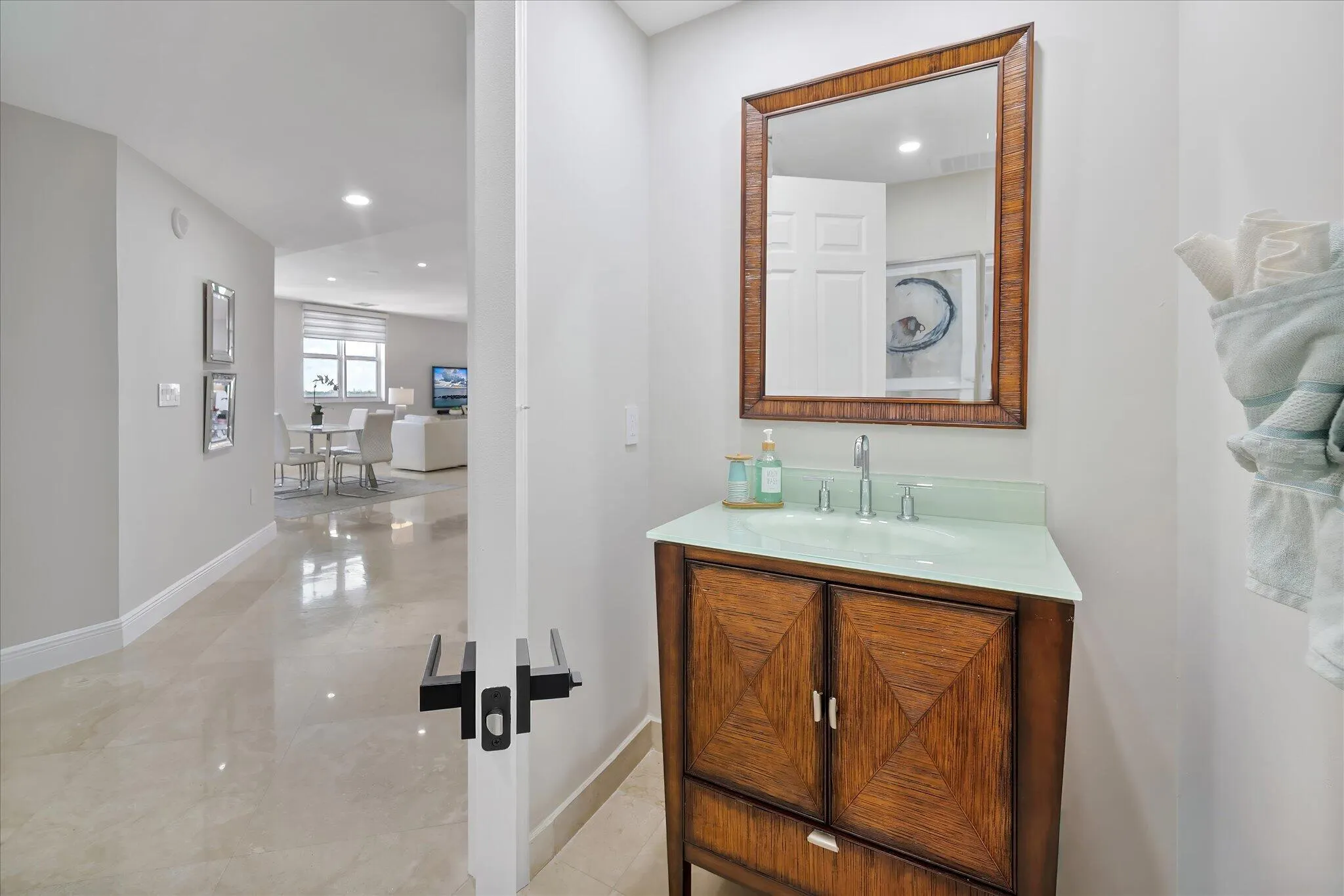 615 BAYSHORE Drive #603