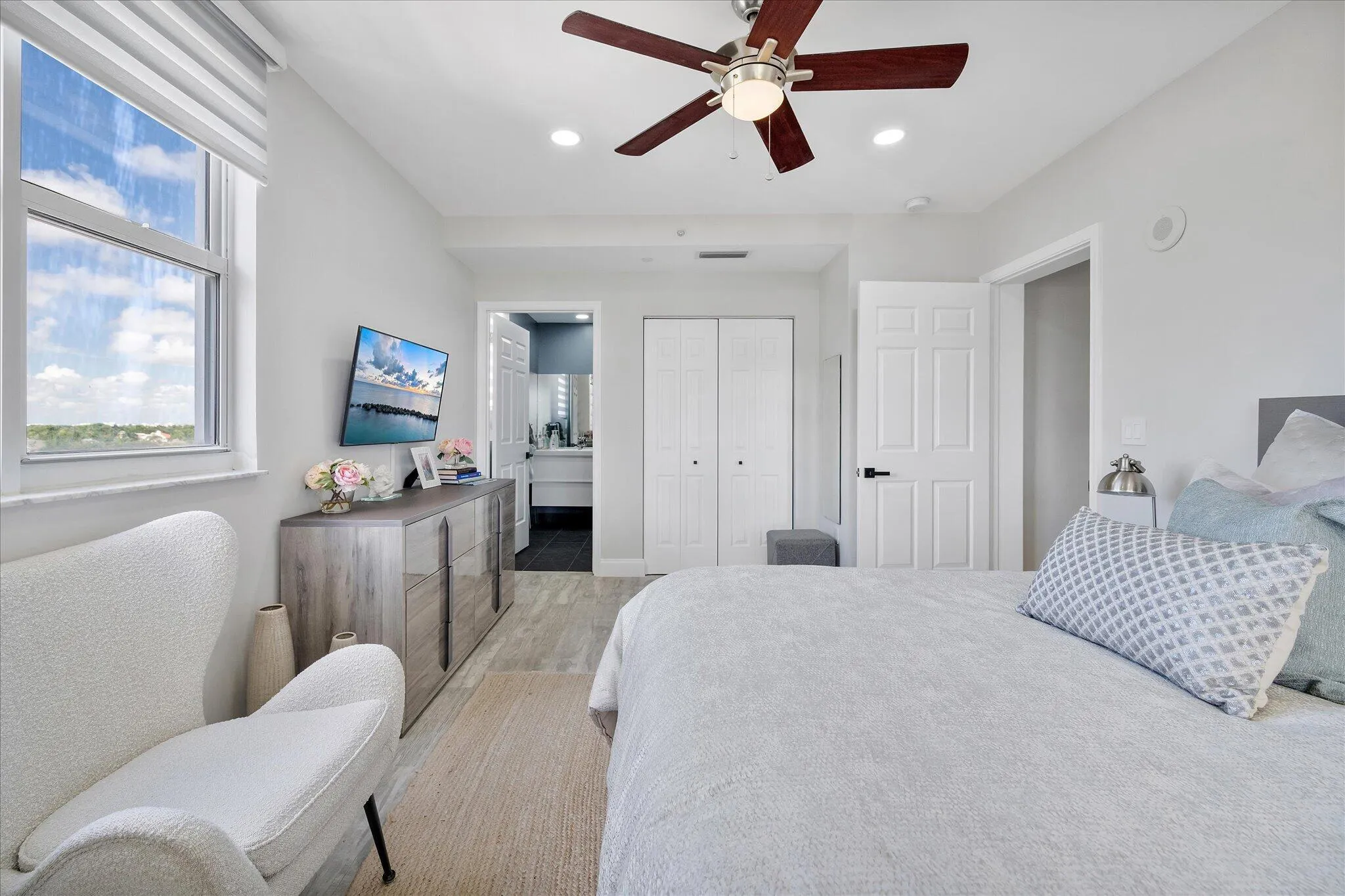 615 BAYSHORE Drive #603