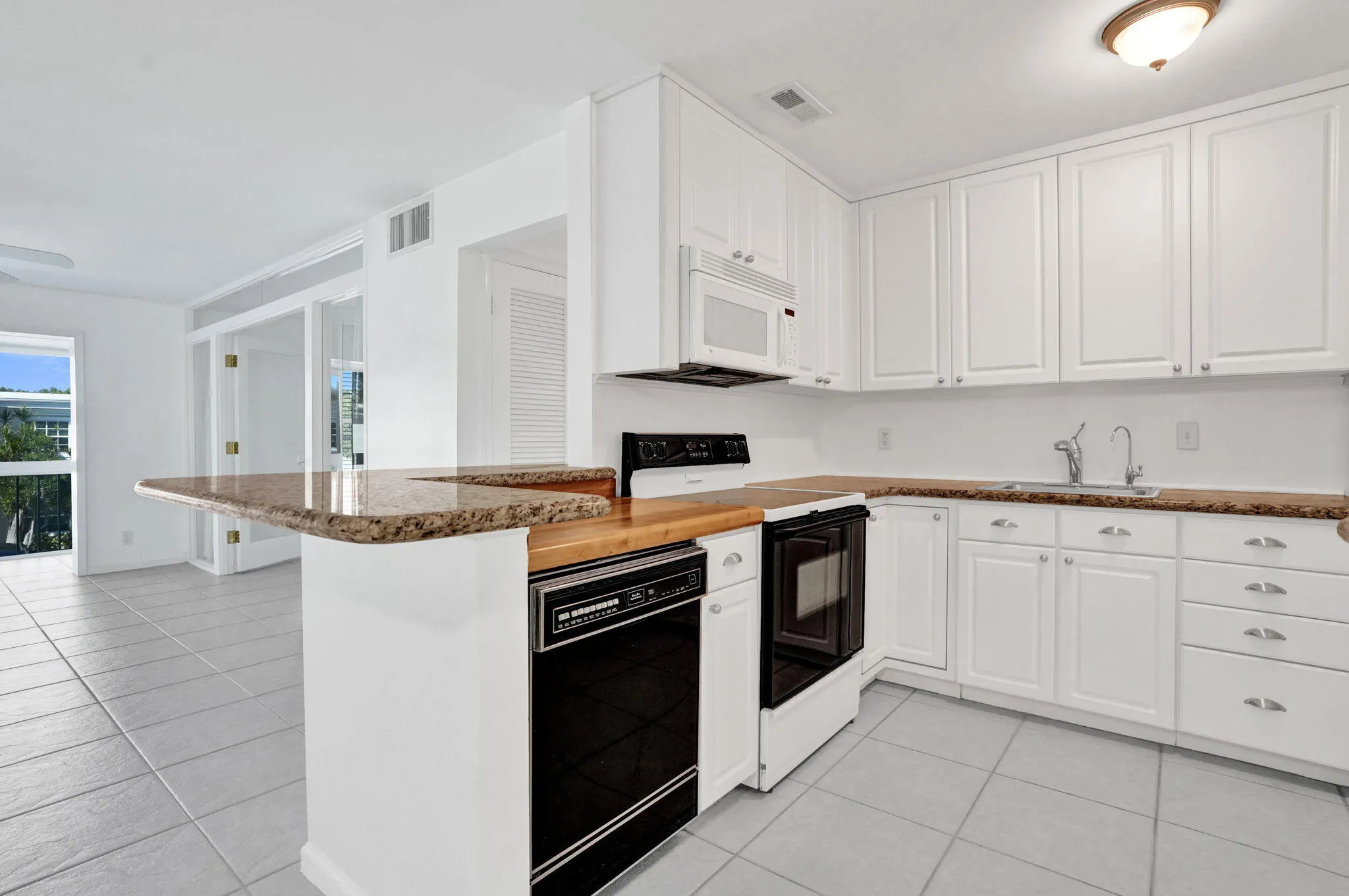 6469 BAY CLUB Drive #3