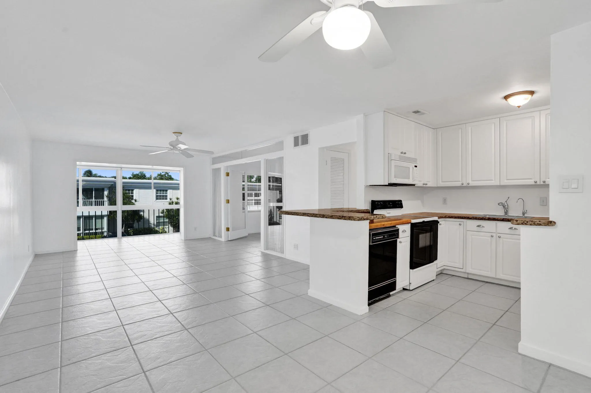 6469 BAY CLUB Drive #3