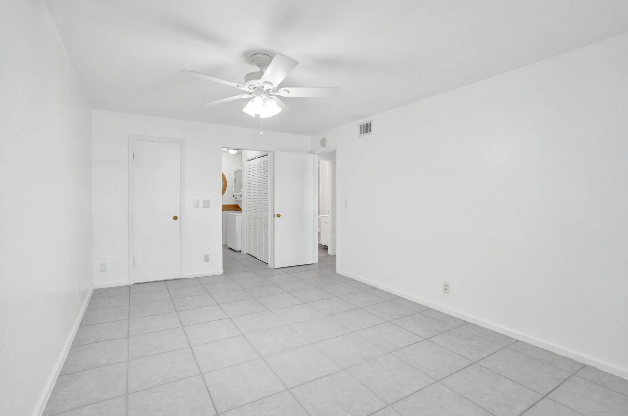 6469 BAY CLUB Drive #3