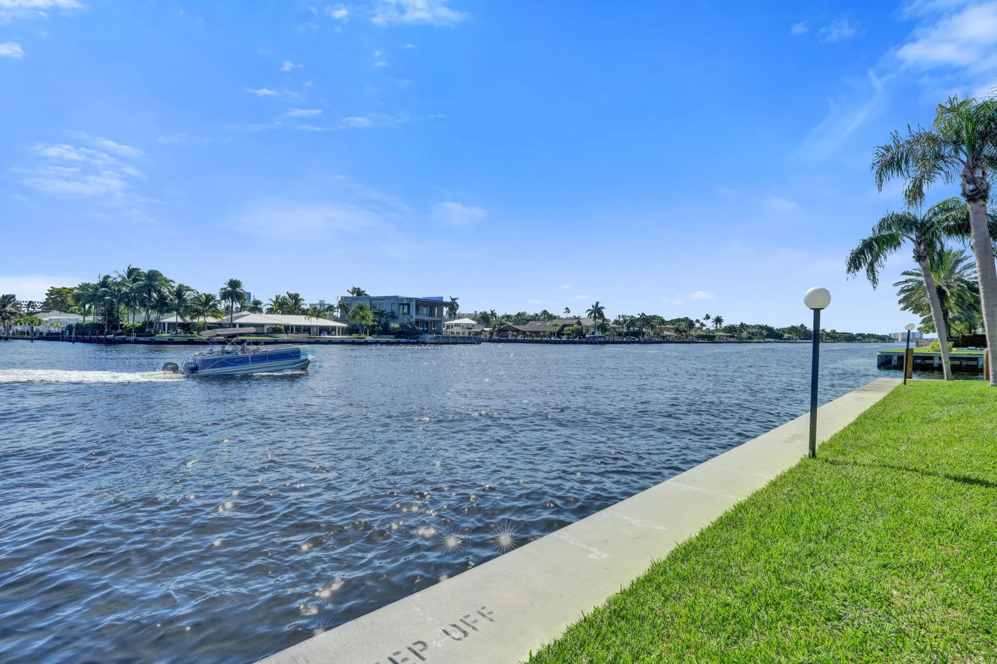 6469 BAY CLUB Drive #3