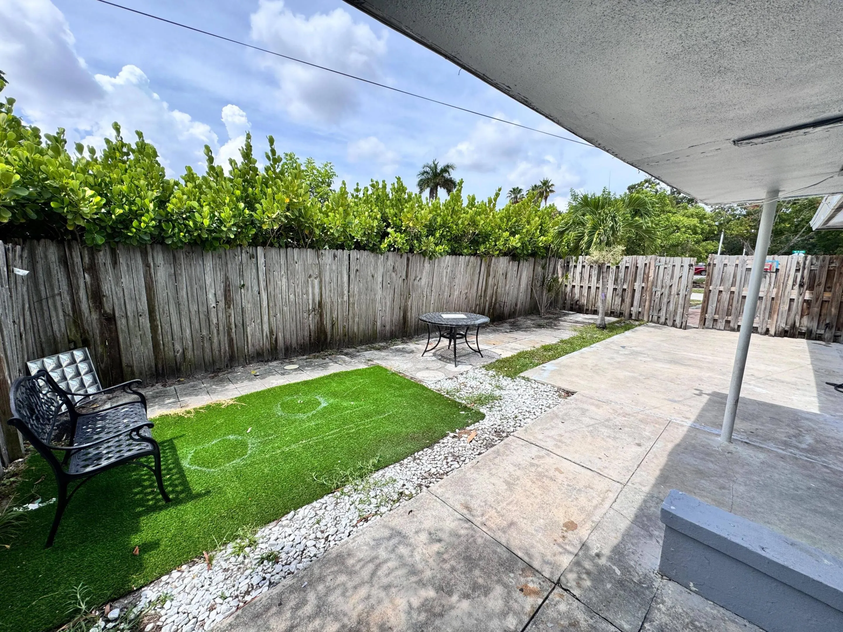 16 NE 9th Avenue