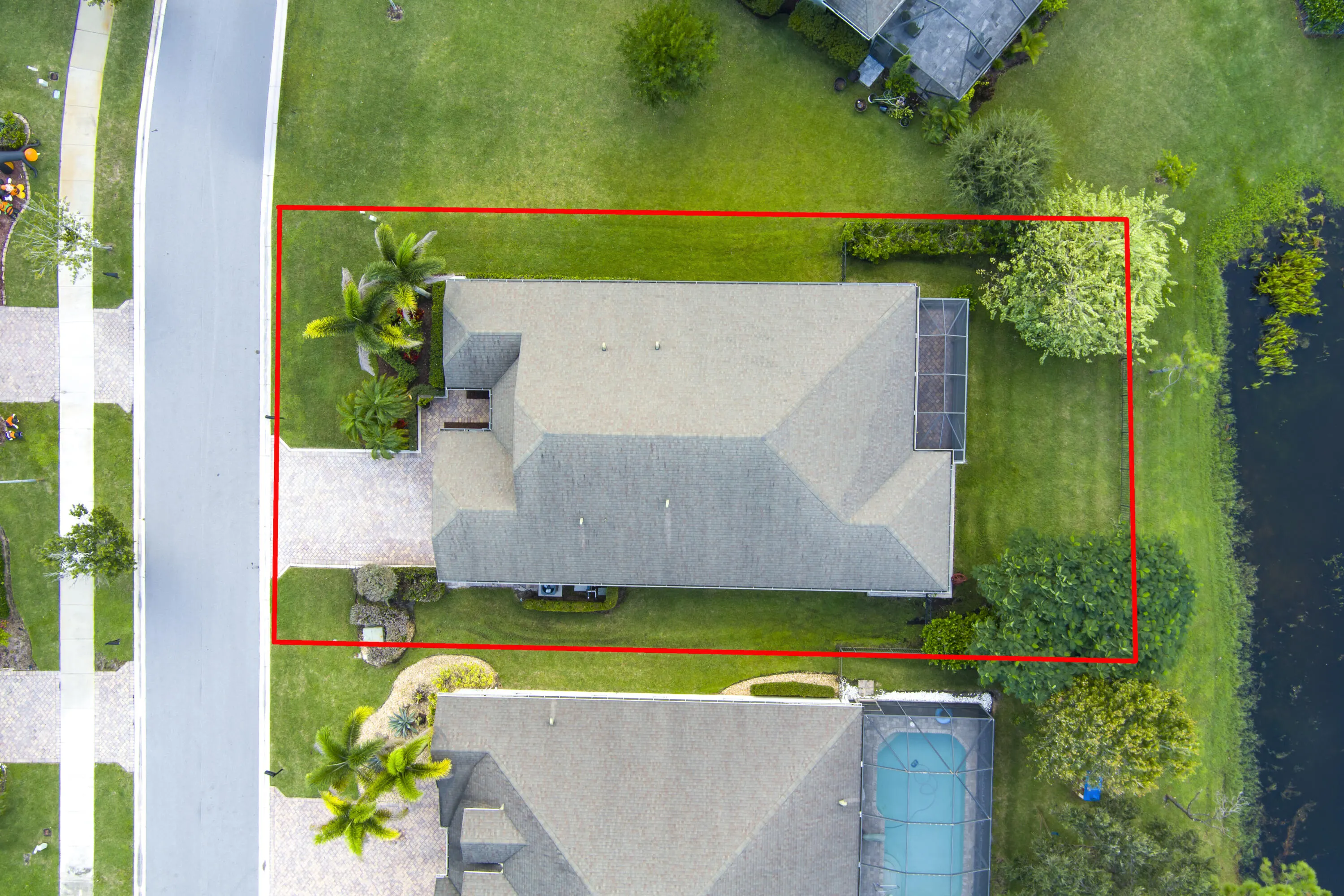 840 SW SUN Circle