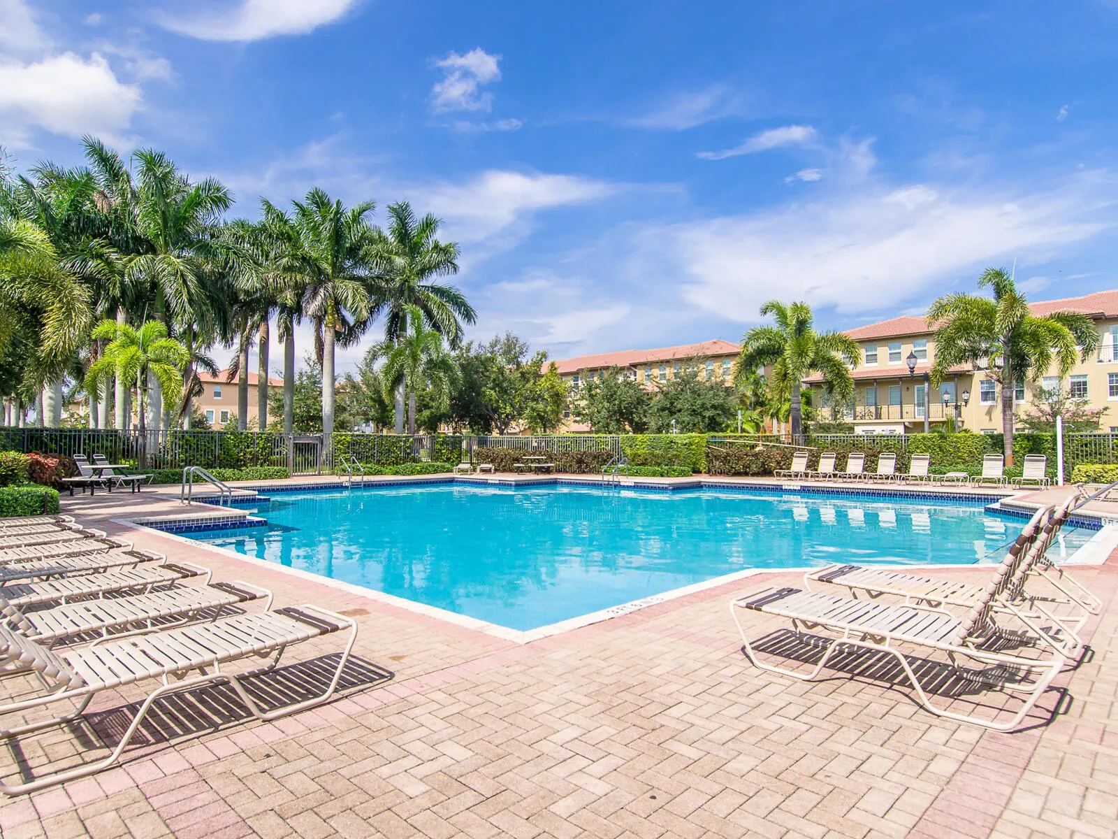 408 SW 147th Avenue #5004