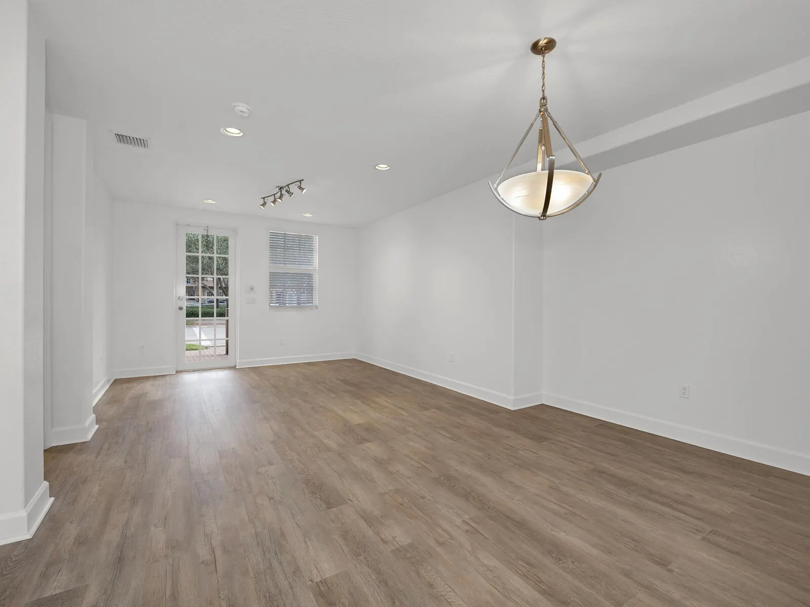 408 SW 147th Avenue #5004