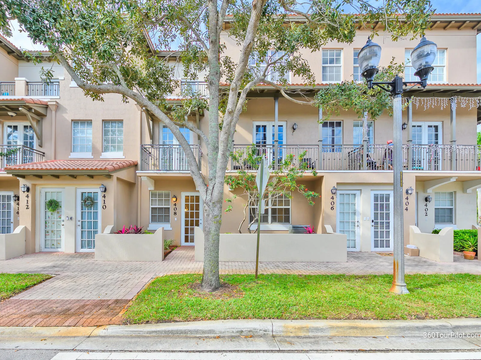 408 SW 147th Avenue #5004