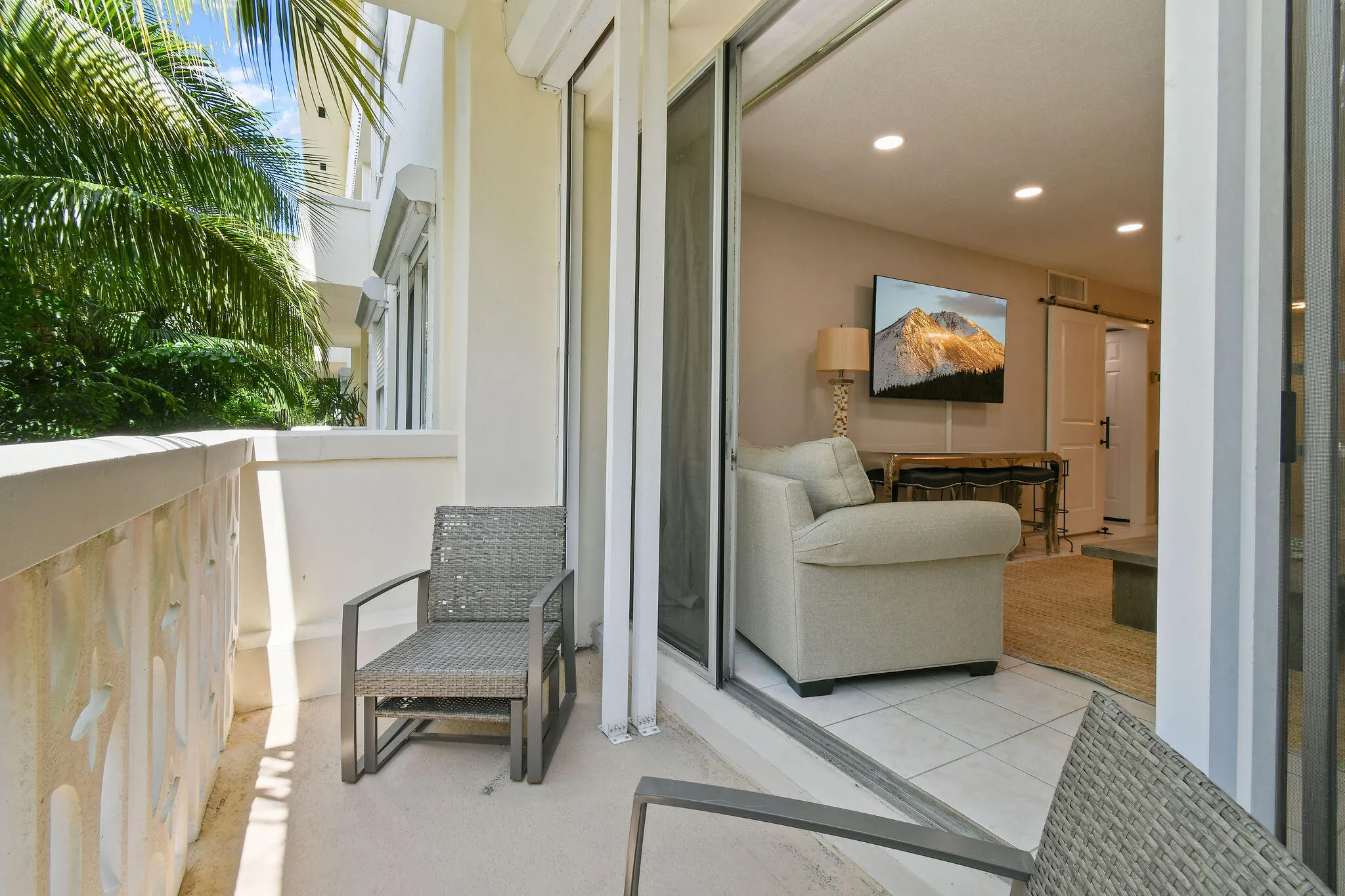 227 Brazilian Avenue #2H