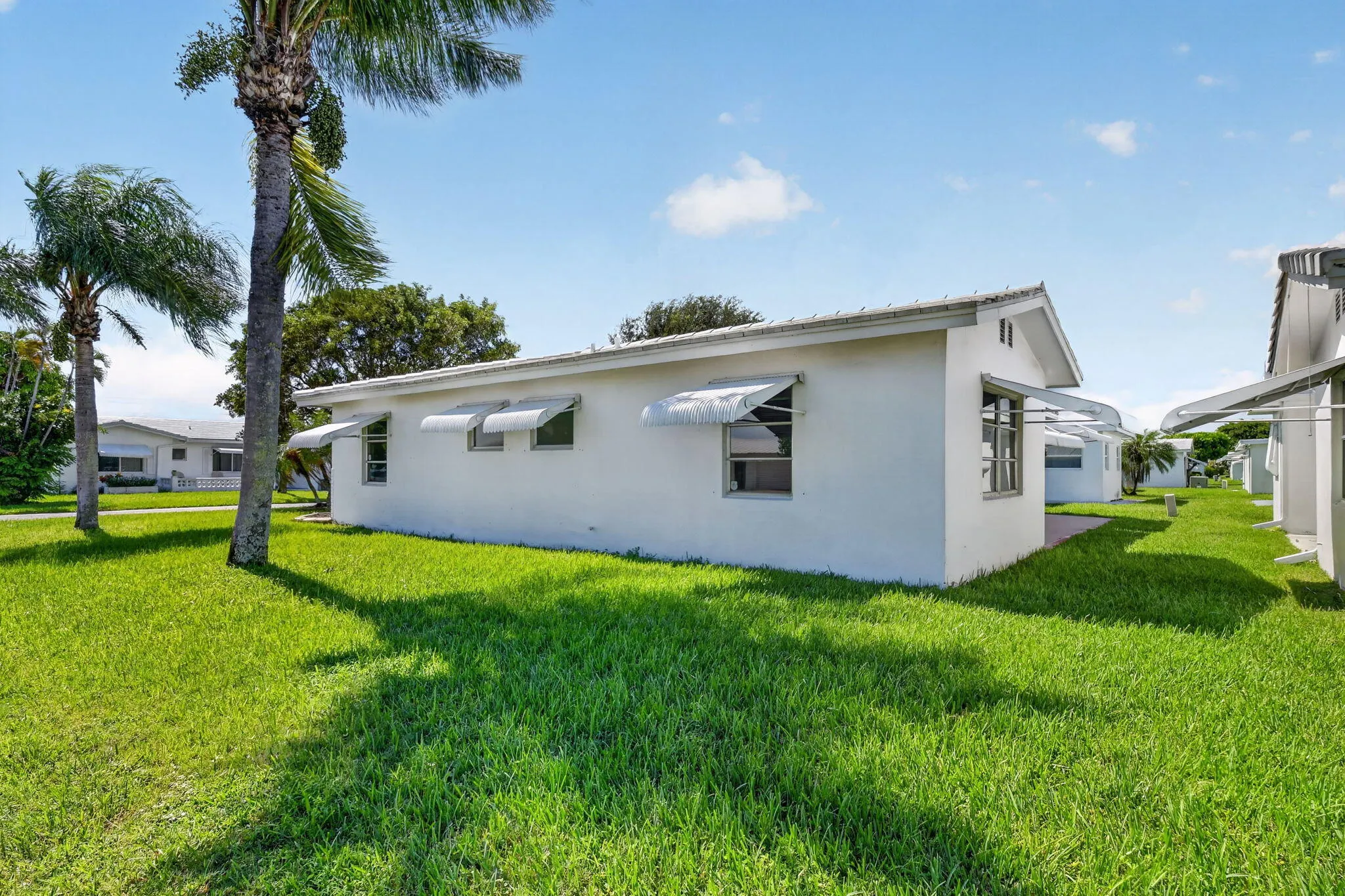 1001 SIESTA Avenue
