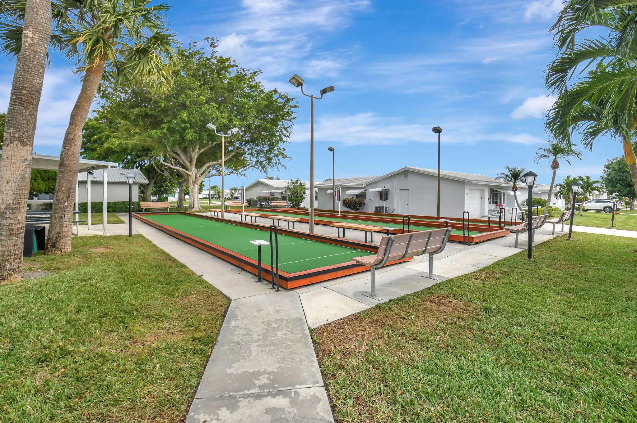 1001 SIESTA Avenue