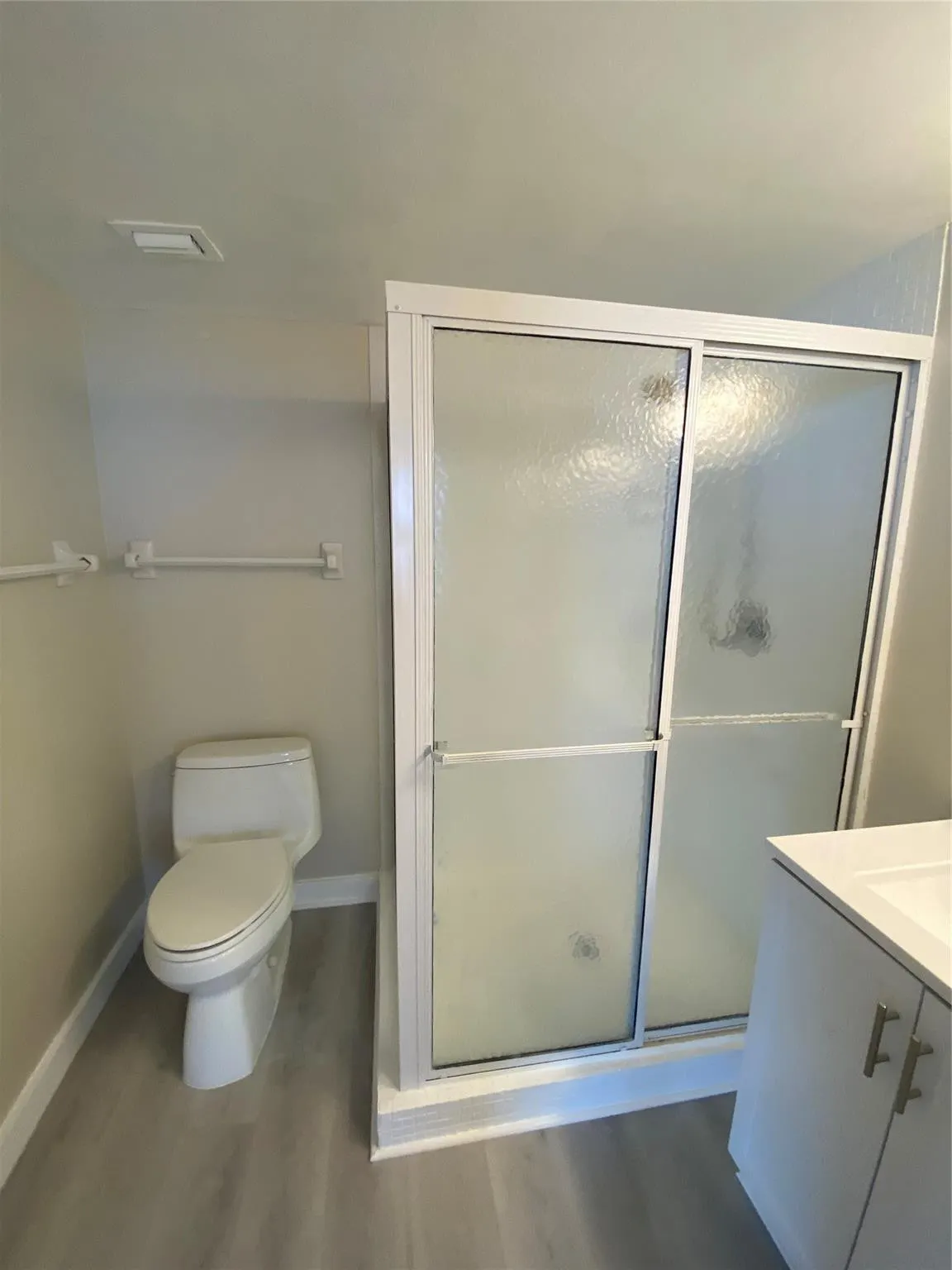 1051 HILLSBORO MILE #905E