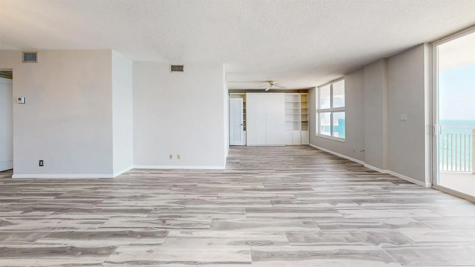 1051 HILLSBORO MILE #905E