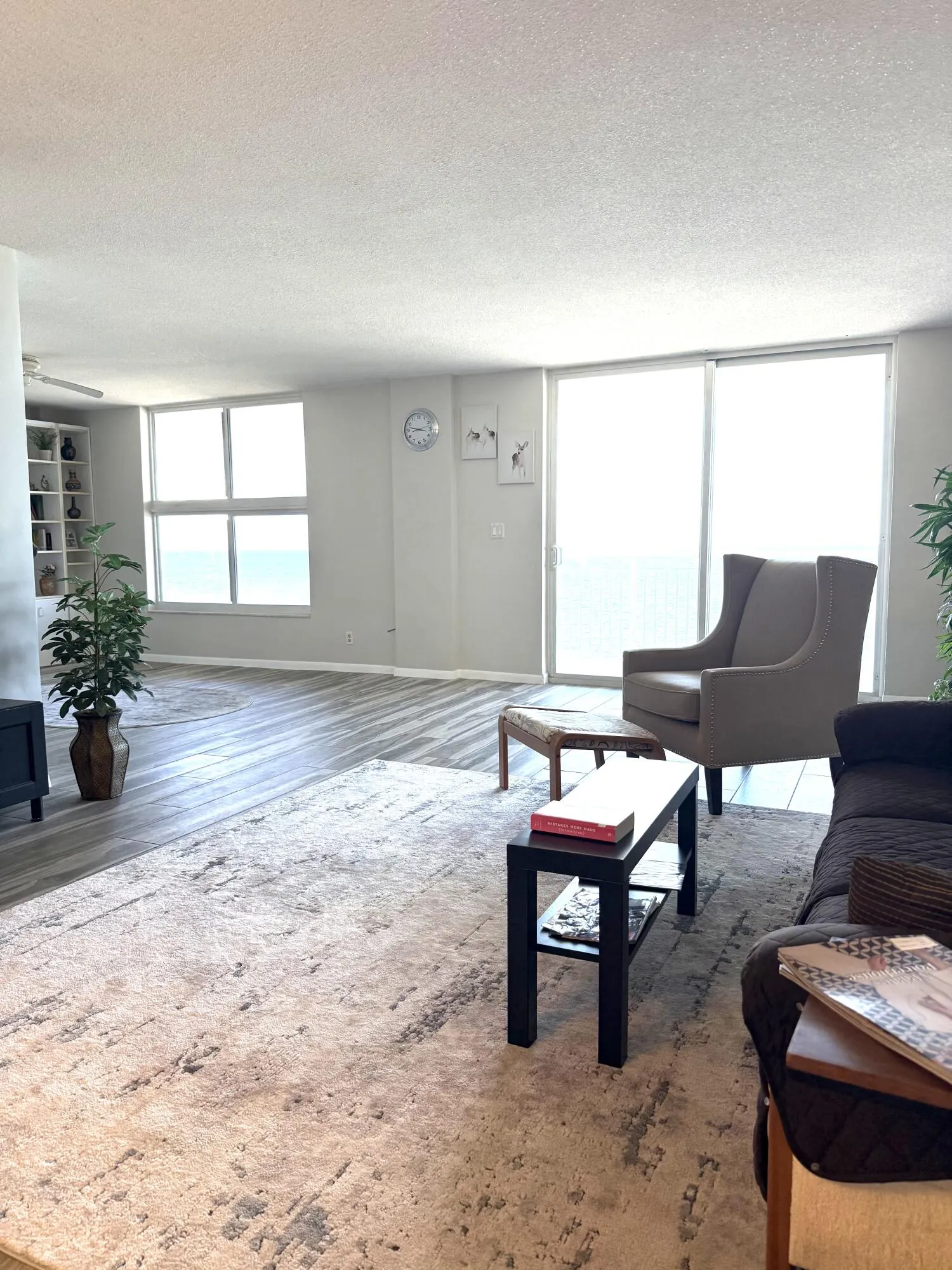 1051 HILLSBORO MILE #905E