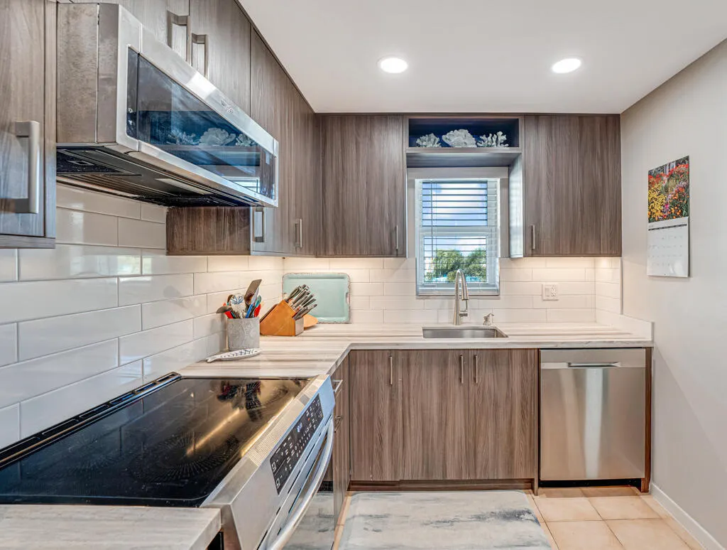 760 E Ocean Avenue #303