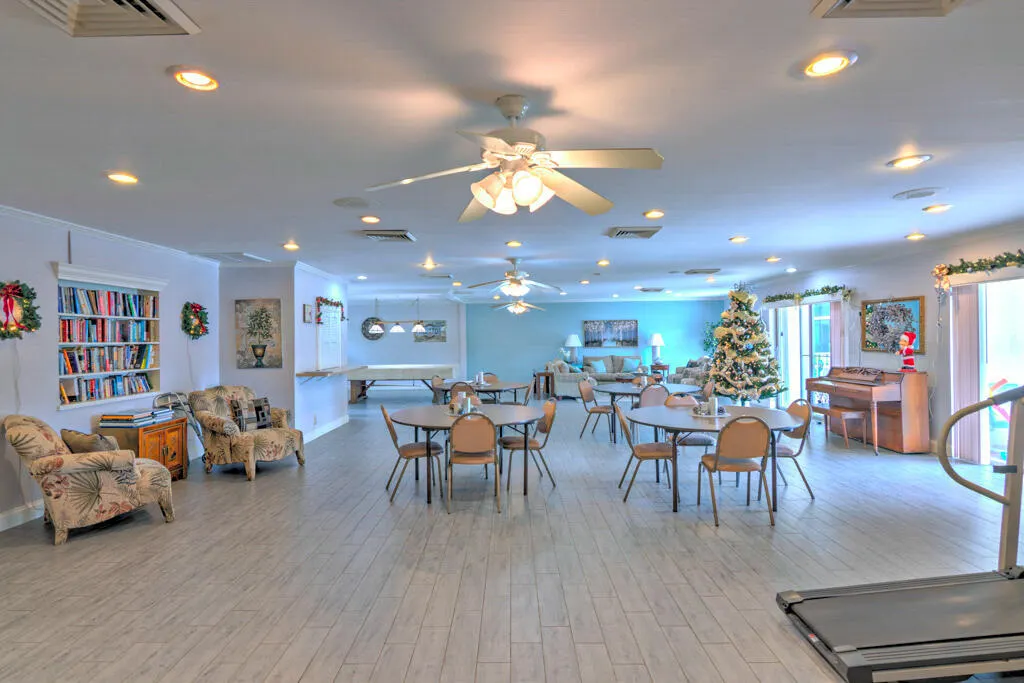 760 E Ocean Avenue #303